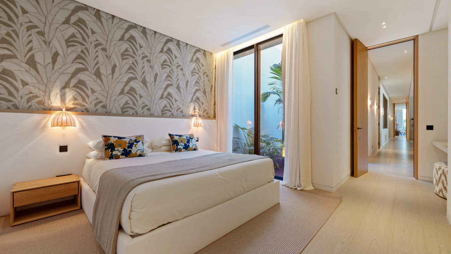 Villa con 6 dormitorios en venta en Parcelas del Golf