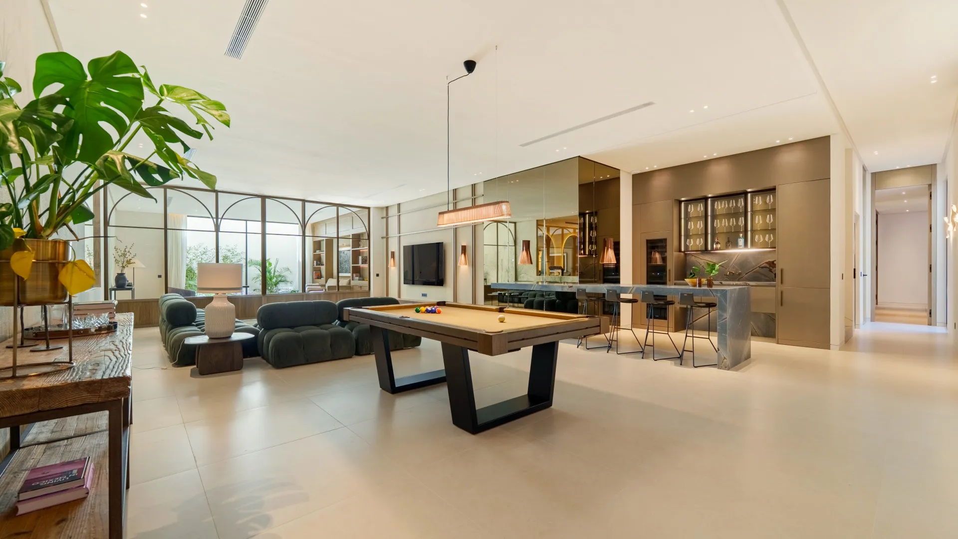 Villa con 6 dormitorios en venta en Parcelas del Golf