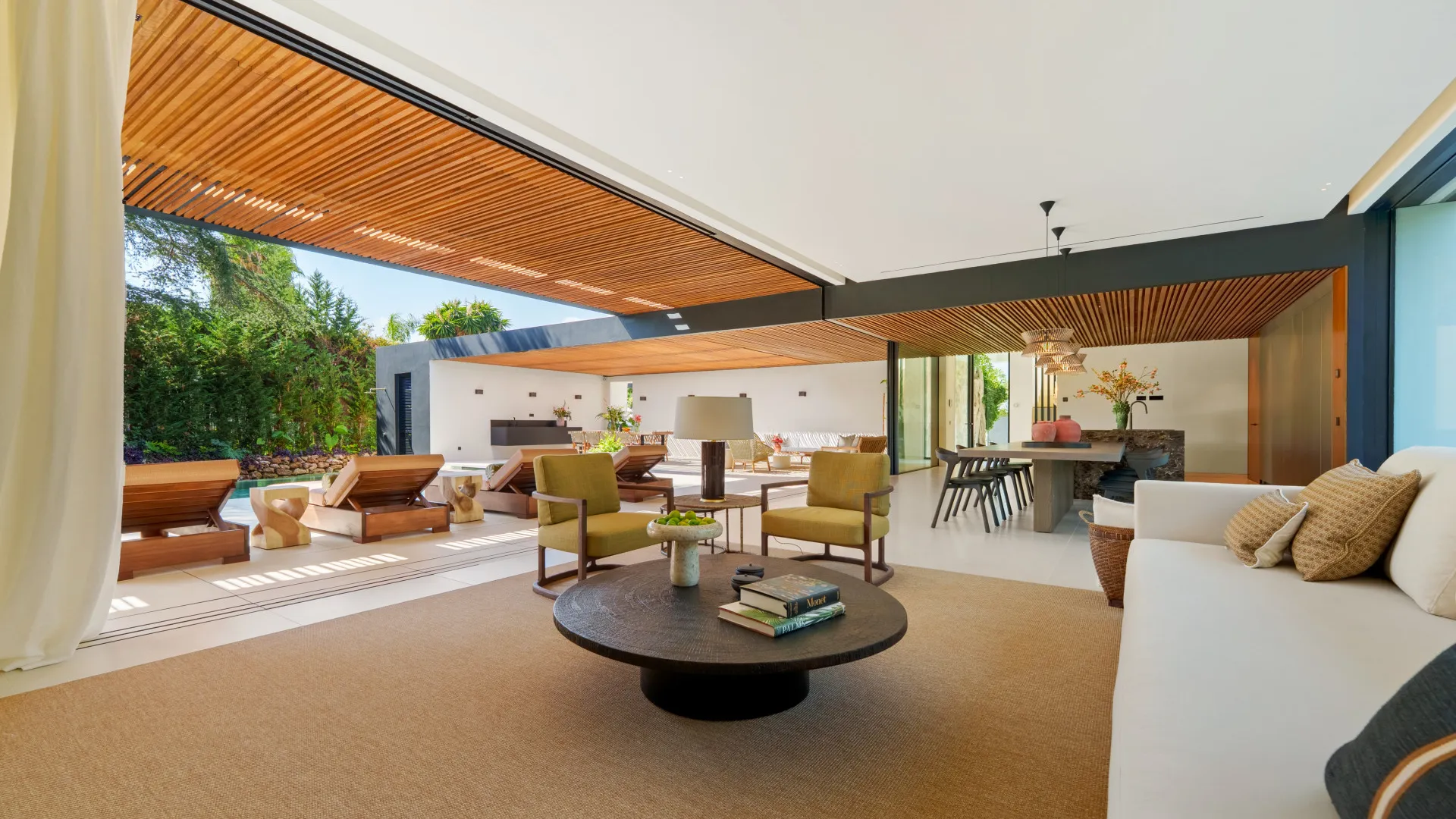 Villa con 6 dormitorios en venta en Parcelas del Golf