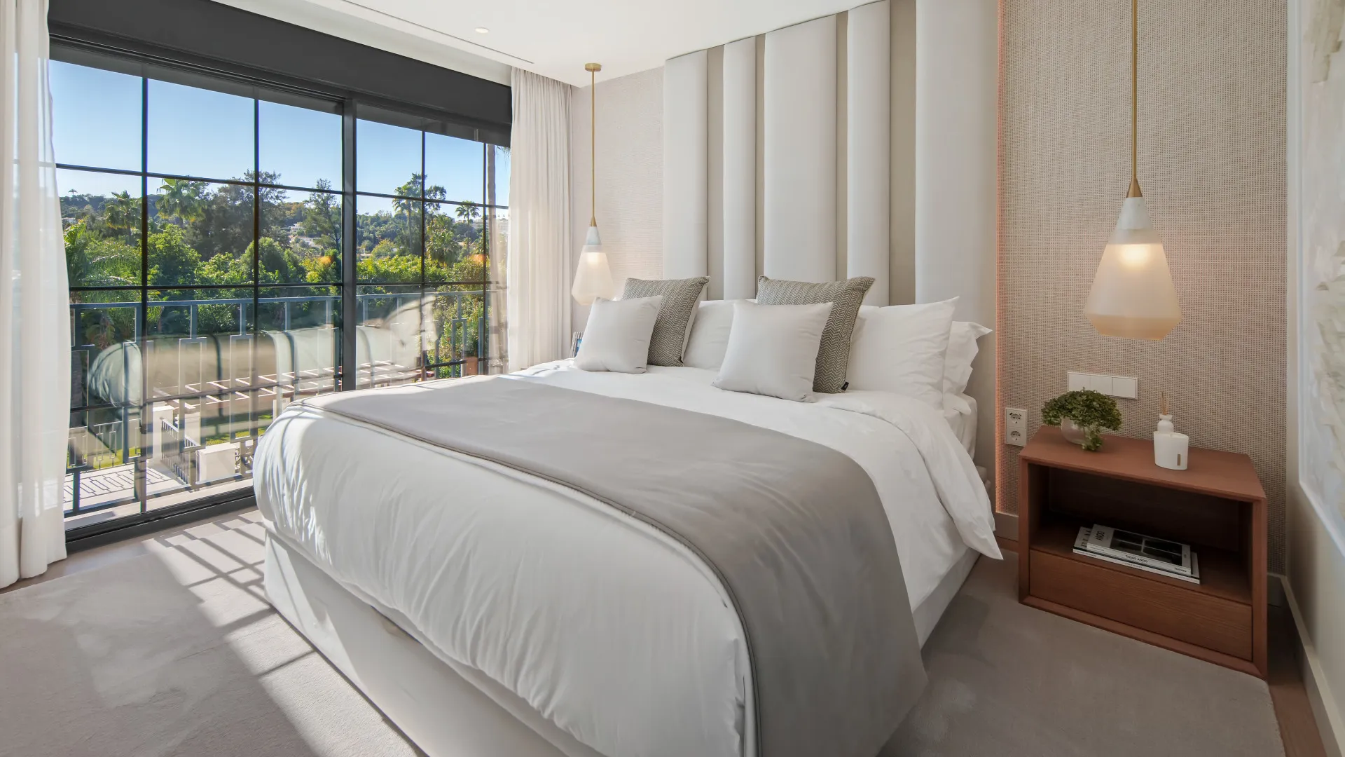 For sale villa in Las Brisas with 6 bedrooms