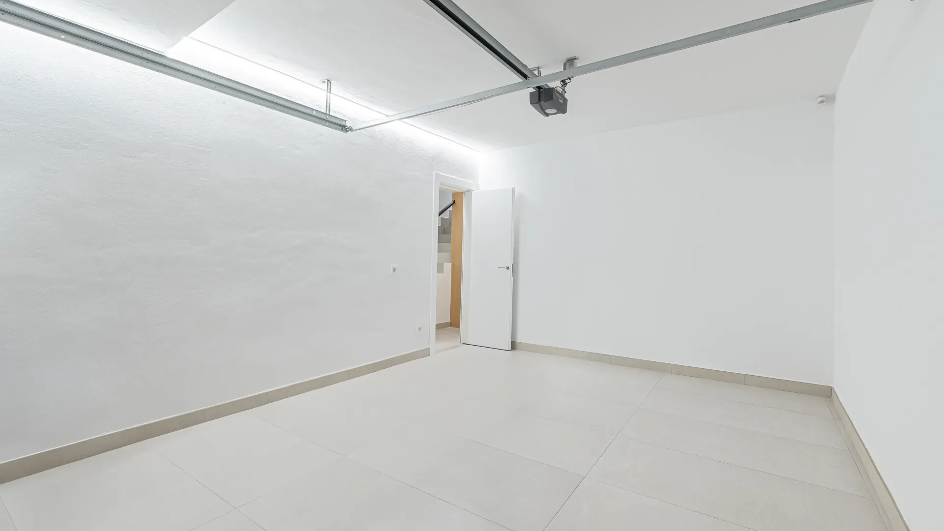 4 bedrooms town house in La Meridiana for sale