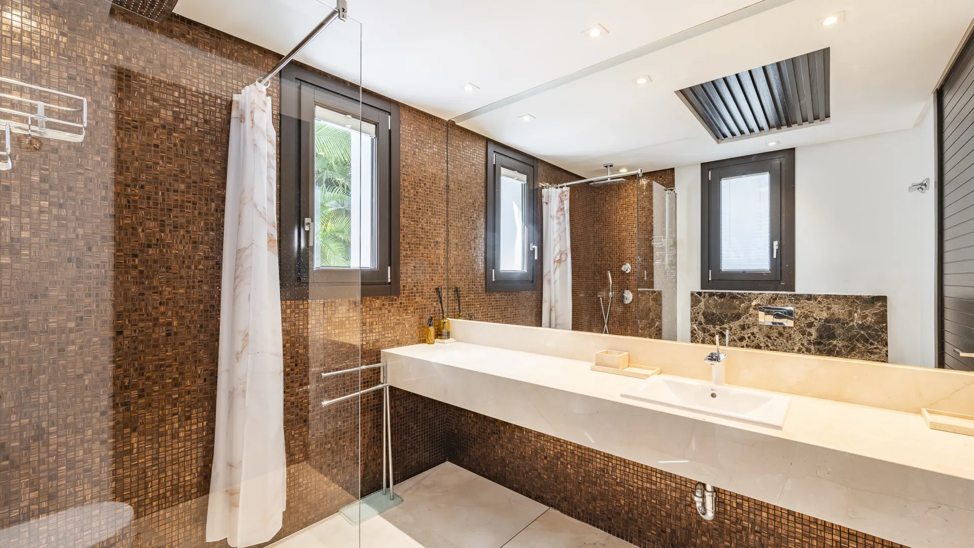 Villa with 6 bedrooms for sale in Los Flamingos