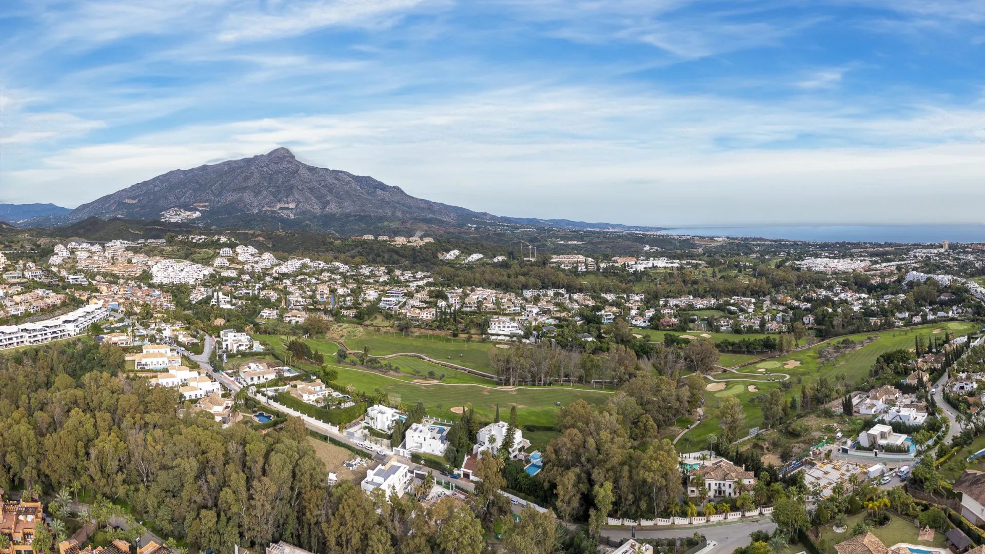 Parcela a la venta en Nueva Andalucia