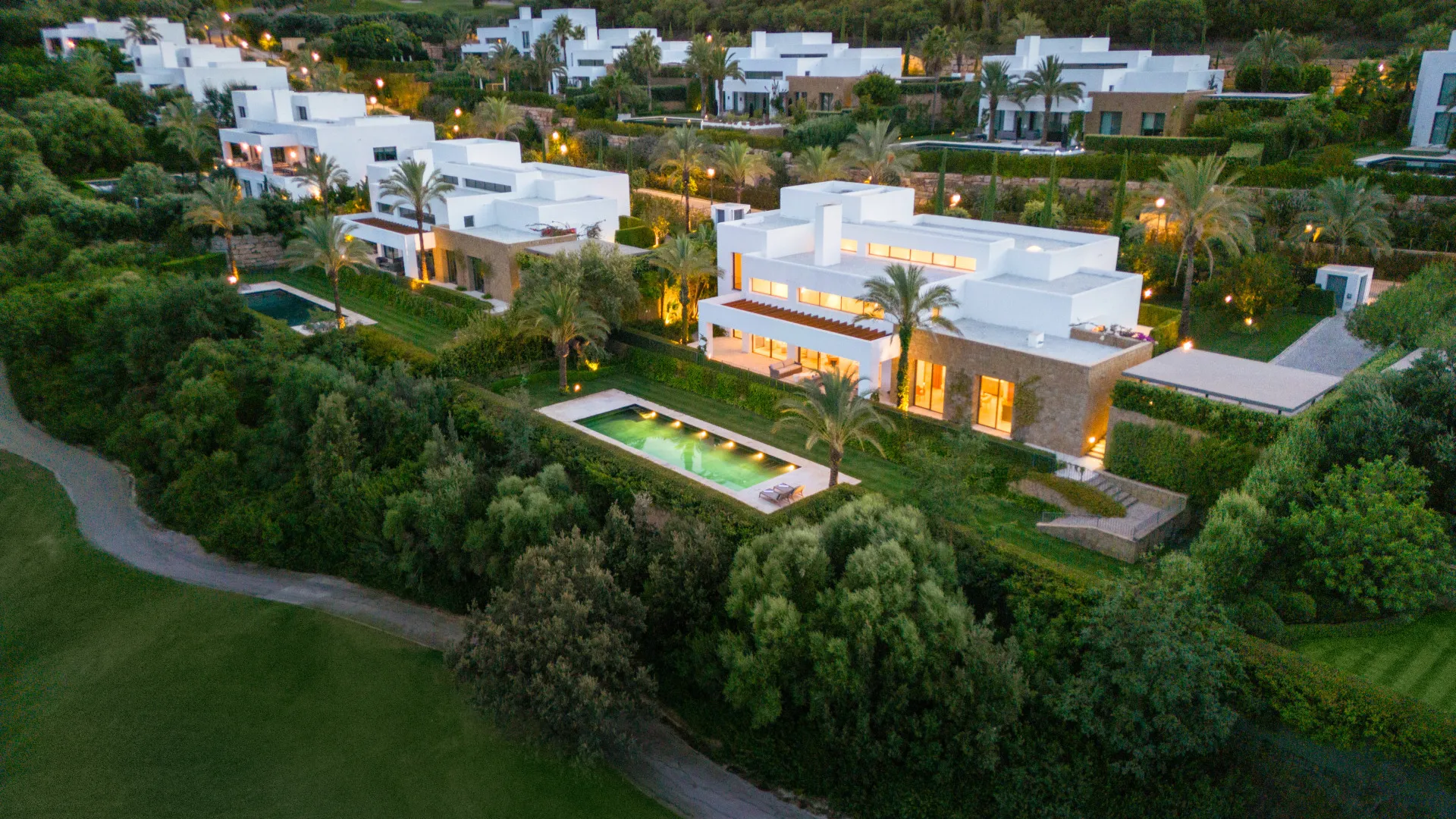 Villa a la venta en Finca Cortesin con 6 dormitorios
