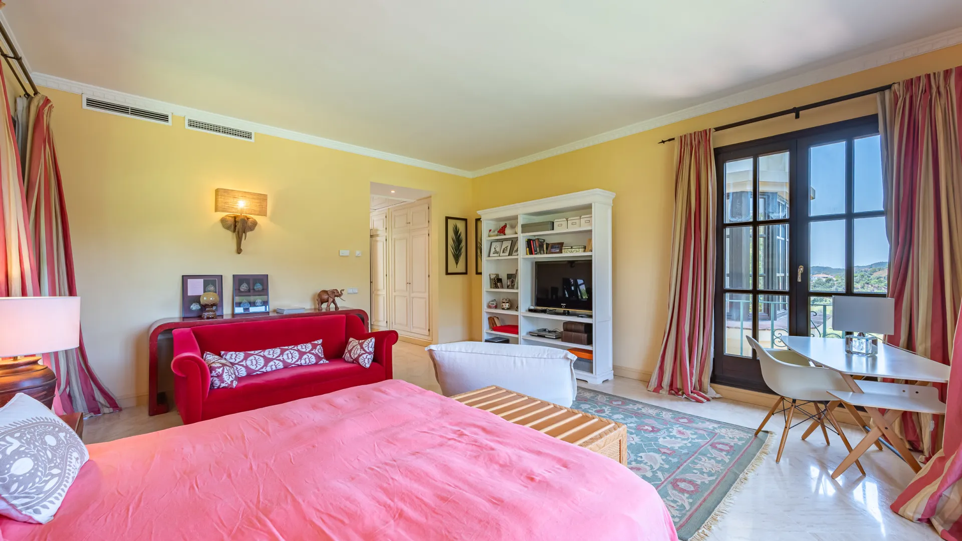 8 bedrooms villa in Marbella Club Golf Resort for sale