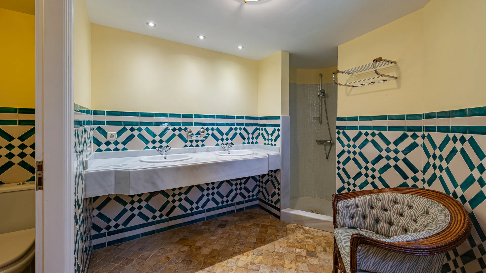 8 bedrooms villa in Marbella Club Golf Resort for sale