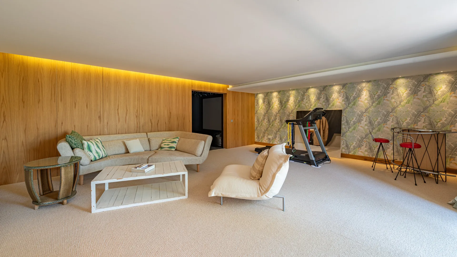 8 bedrooms villa in Marbella Club Golf Resort for sale