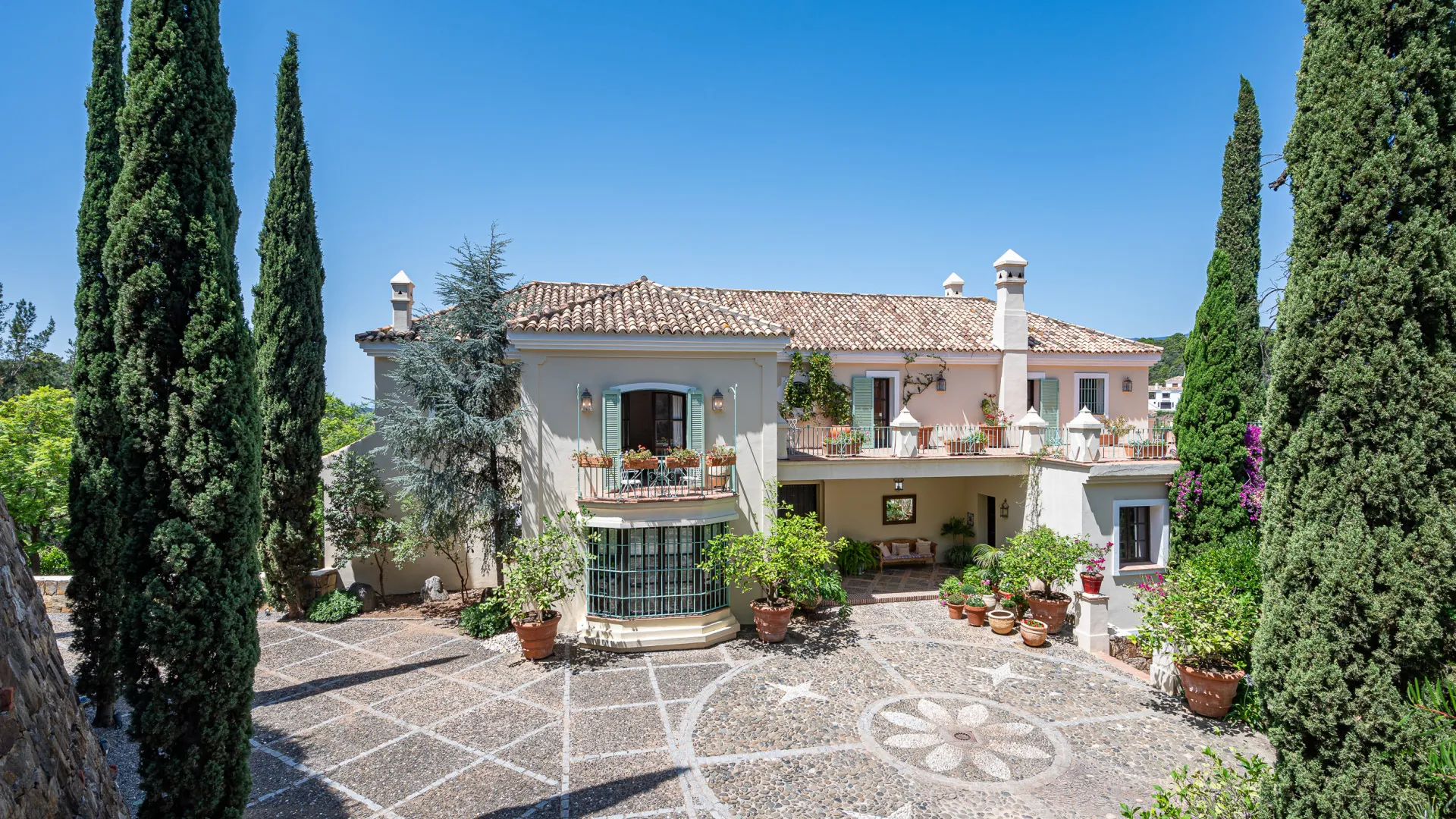 8 bedrooms villa in Marbella Club Golf Resort for sale
