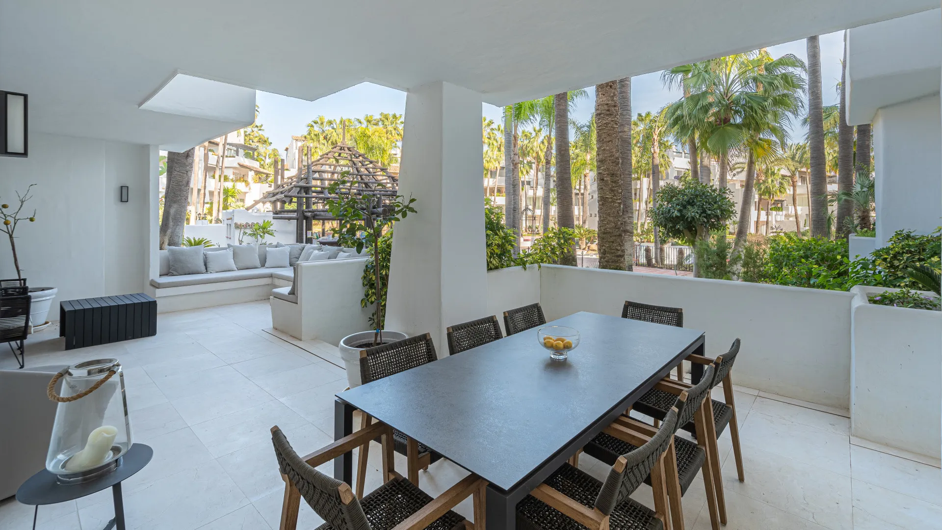 For sale Marina Puente Romano 3 bedrooms apartment