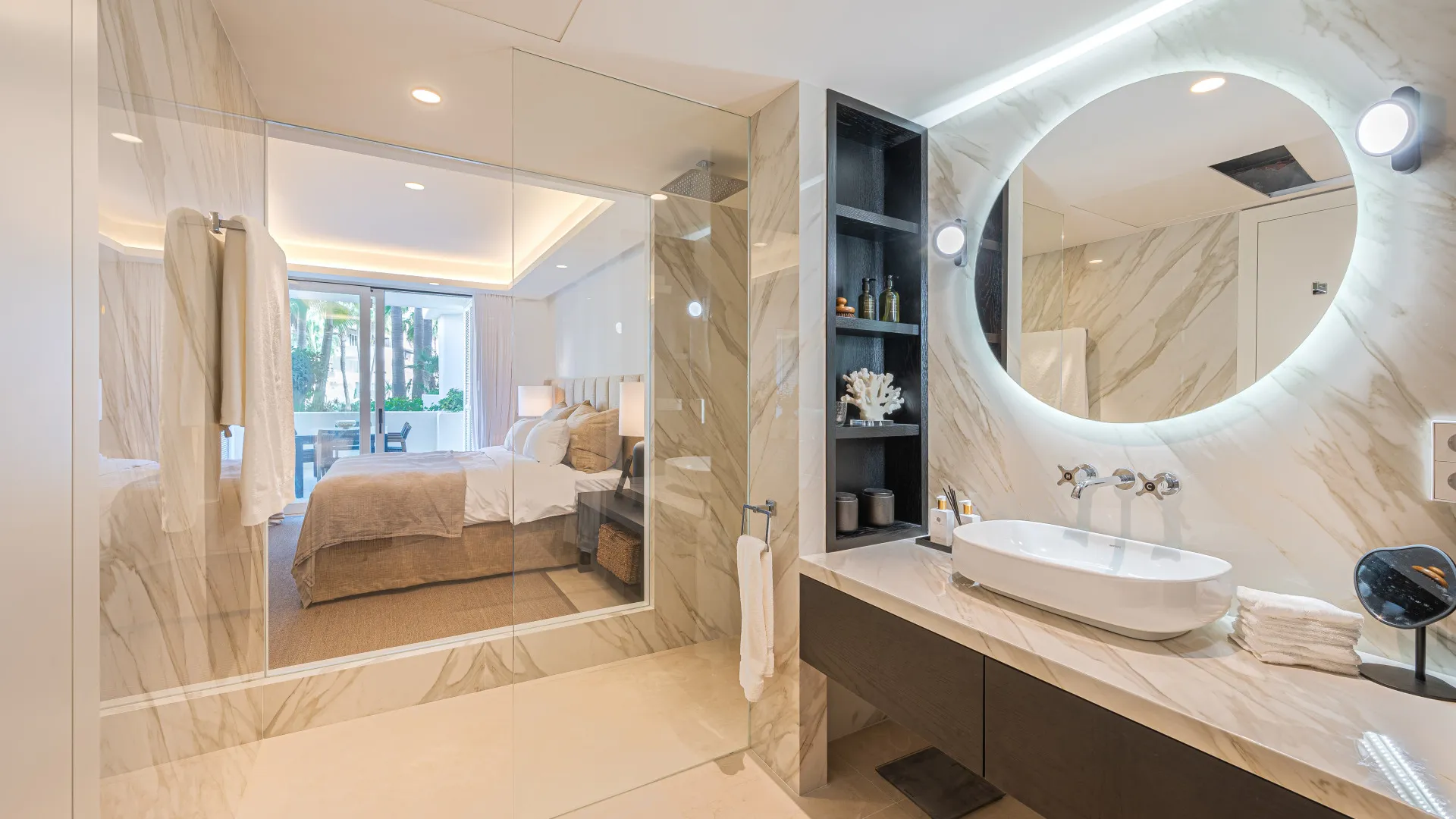 For sale Marina Puente Romano 3 bedrooms apartment