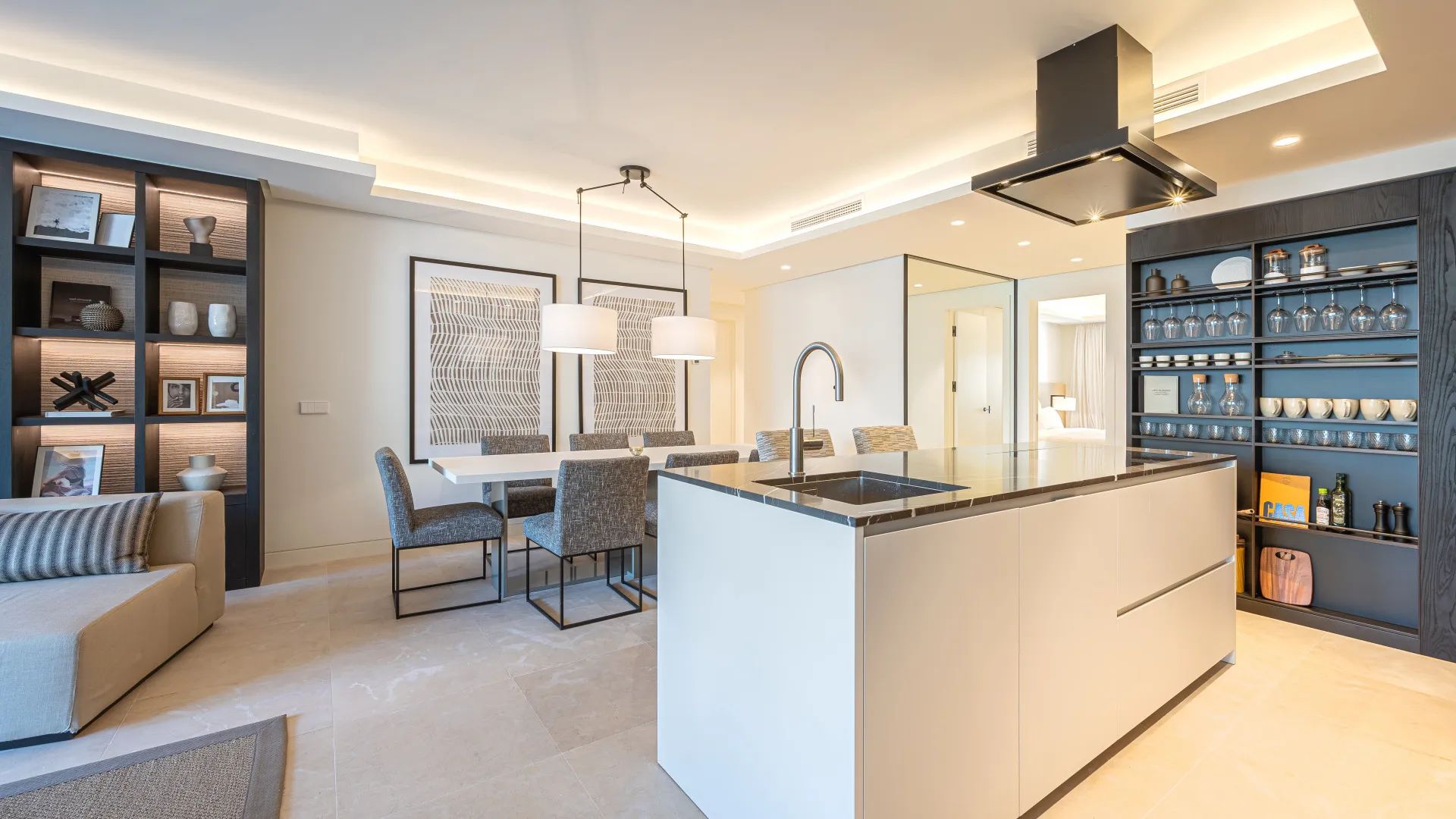 For sale Marina Puente Romano 3 bedrooms apartment