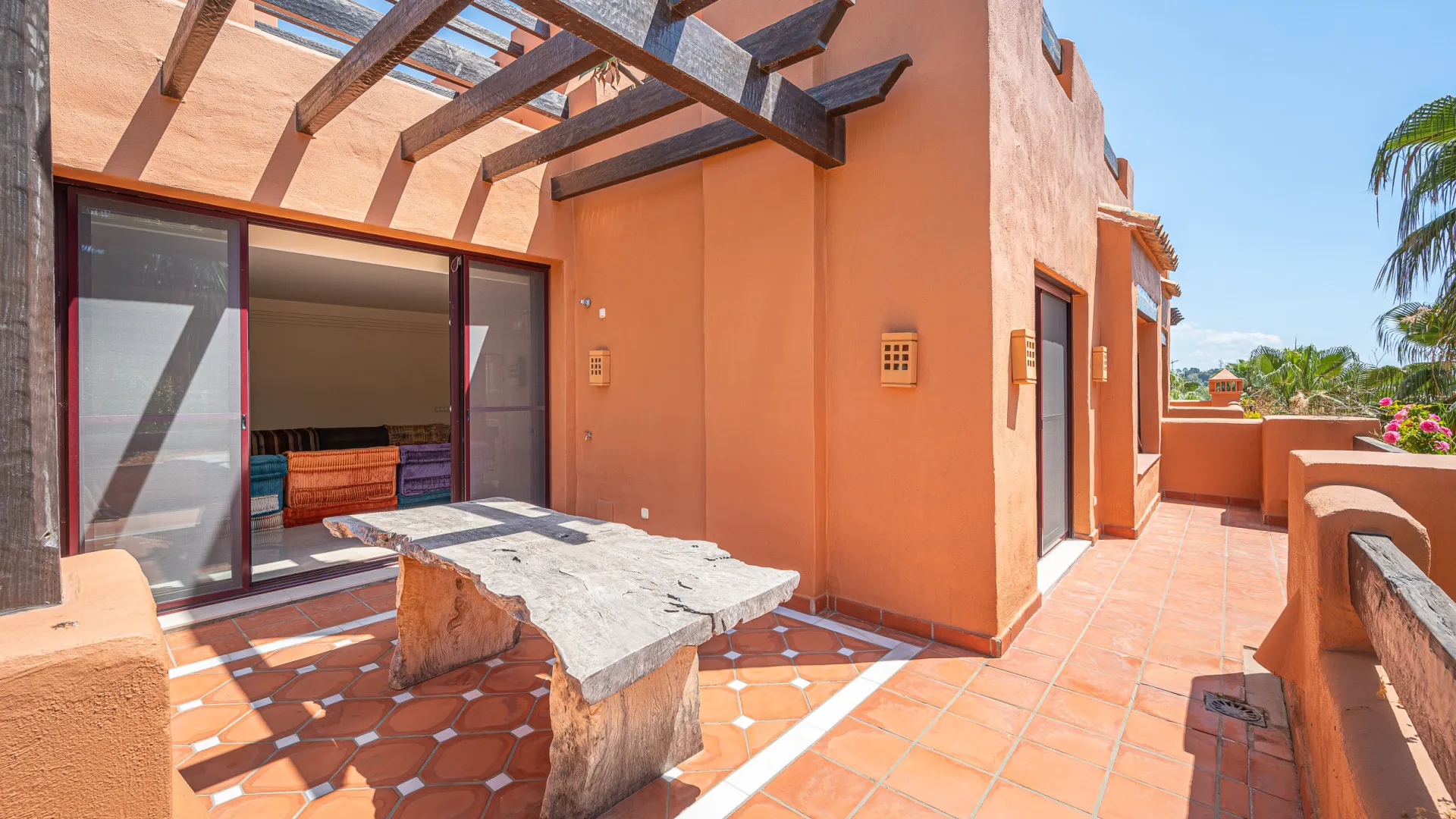 Duplex penthouse for sale in La Alzambra Hill Club with 3 bedrooms