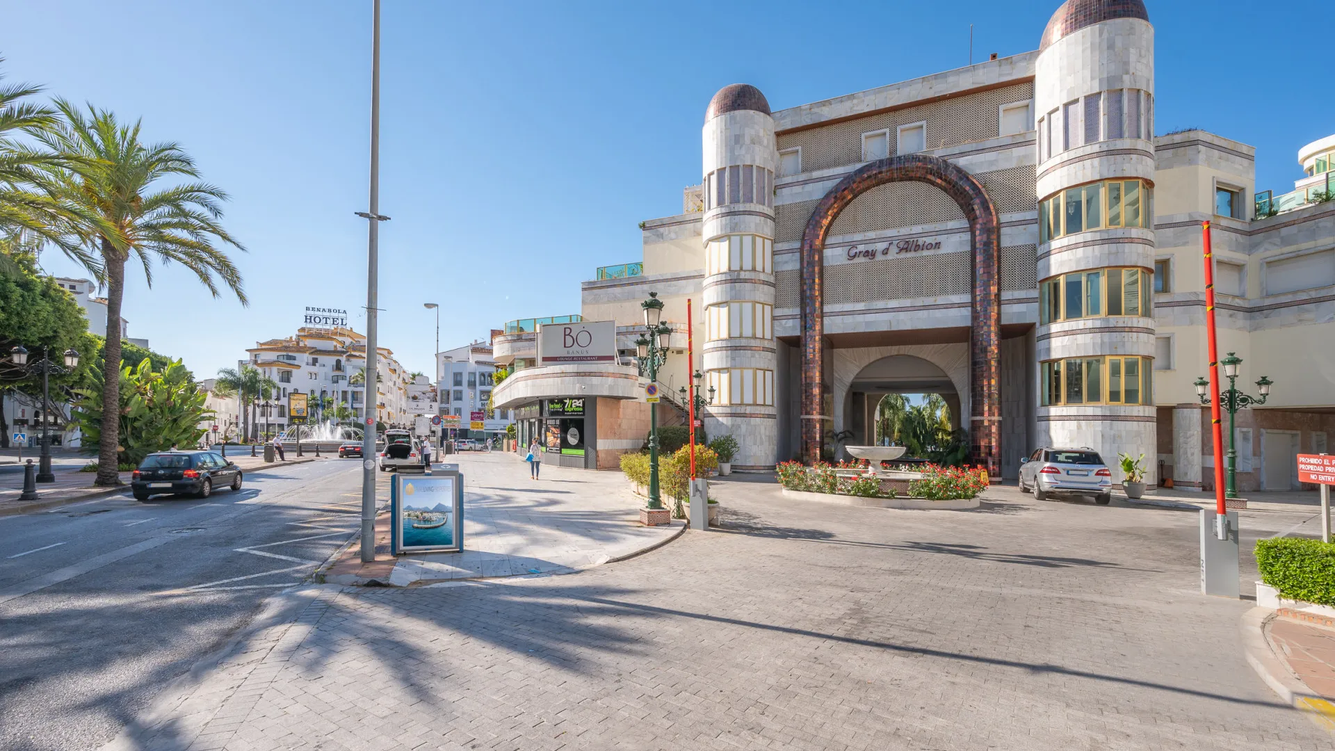 Gray D'Albion 4 bedrooms apartment for sale