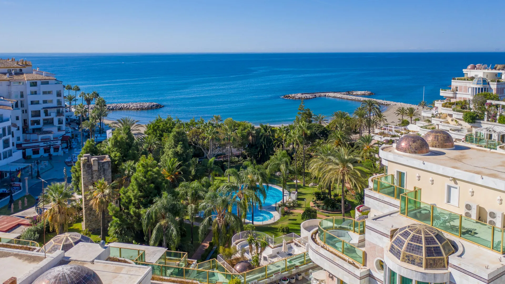 Gray D'Albion 4 bedrooms apartment for sale