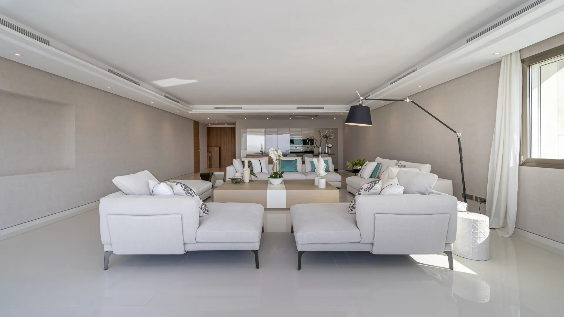Gray D'Albion 4 bedrooms apartment for sale