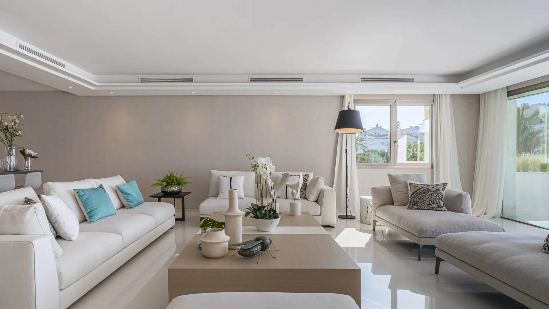 Gray D'Albion 4 bedrooms apartment for sale
