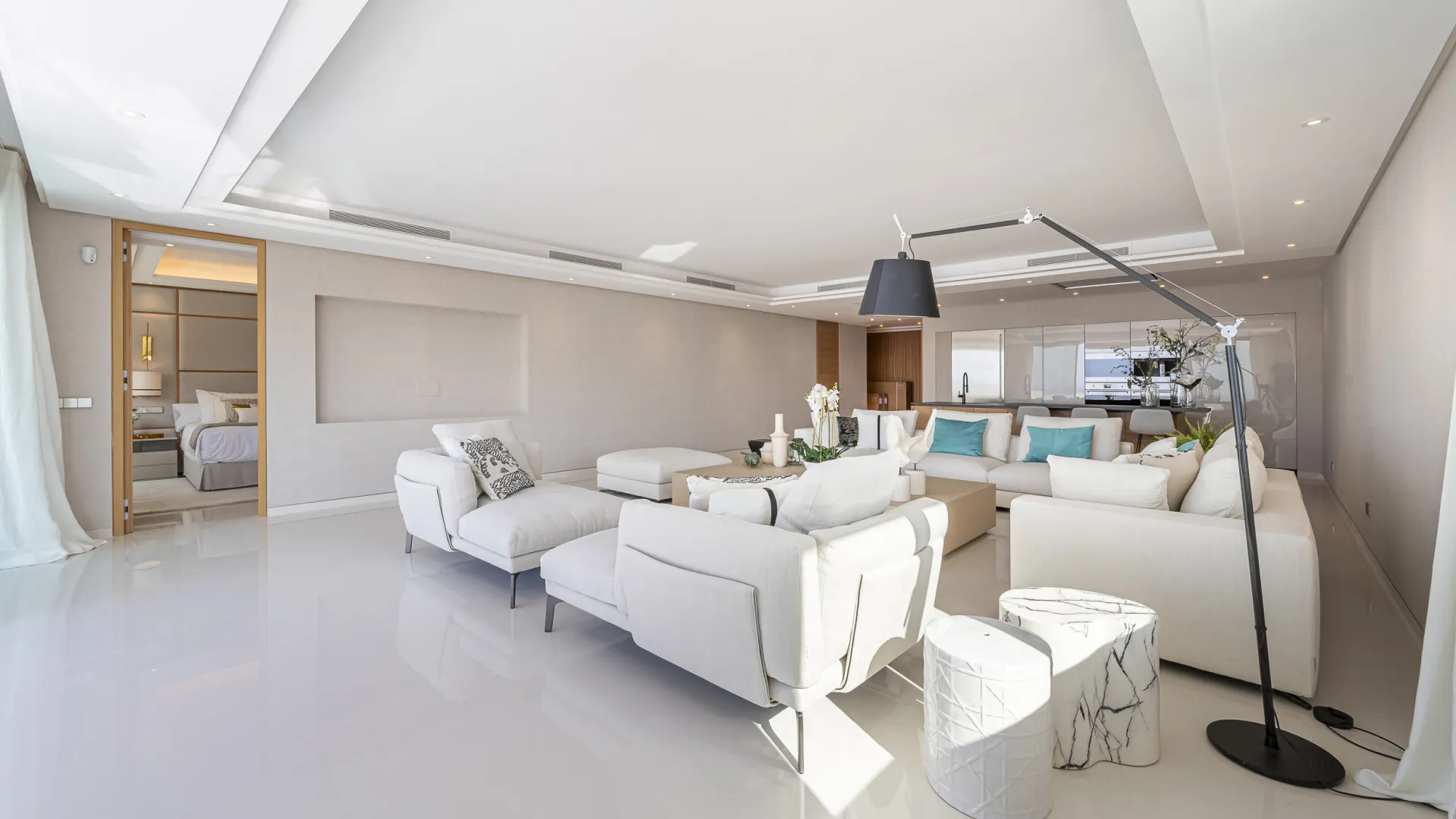 Gray D'Albion 4 bedrooms apartment for sale