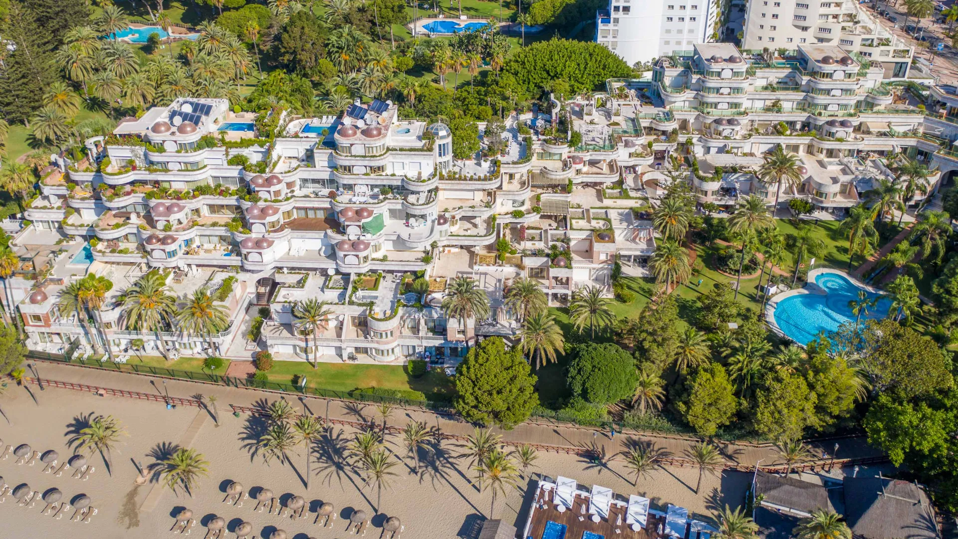 Gray D'Albion 4 bedrooms apartment for sale
