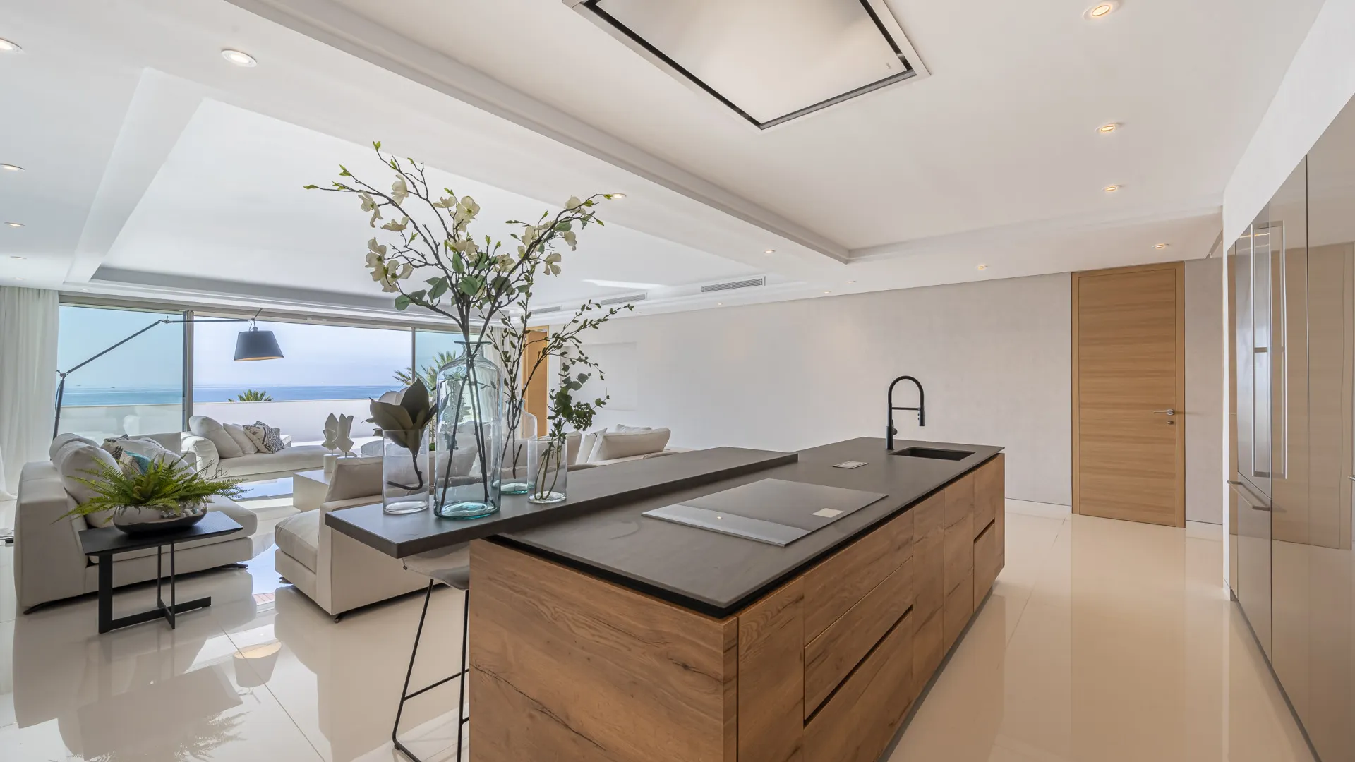 Gray D'Albion 4 bedrooms apartment for sale