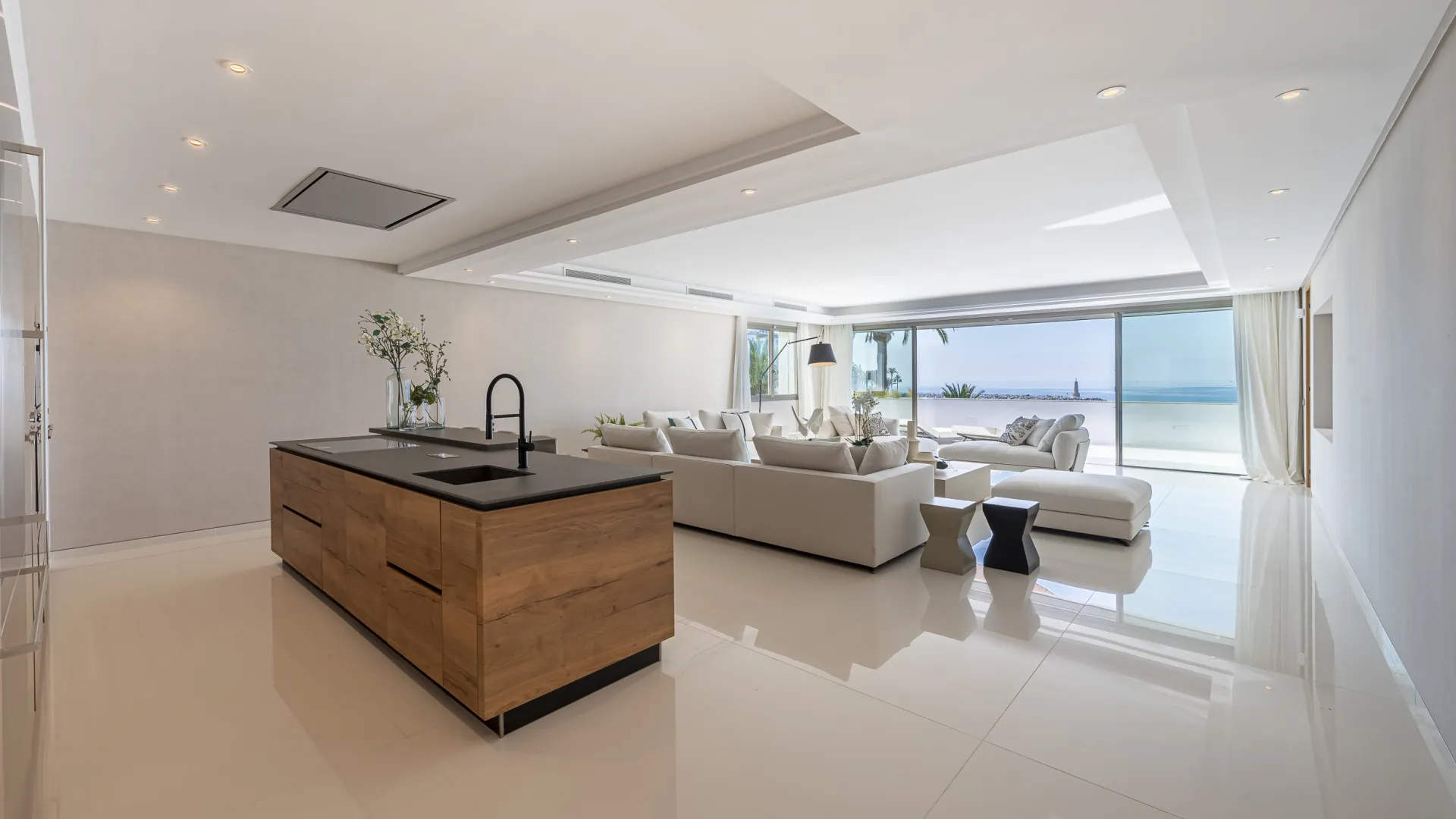 Gray D'Albion 4 bedrooms apartment for sale