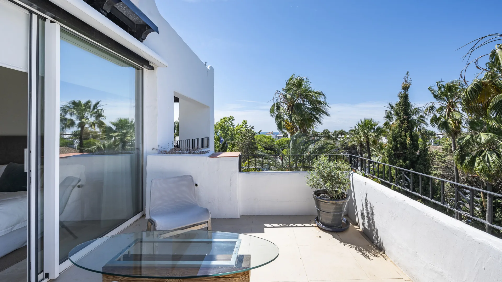 For sale Marina Puente Romano duplex penthouse with 3 bedrooms
