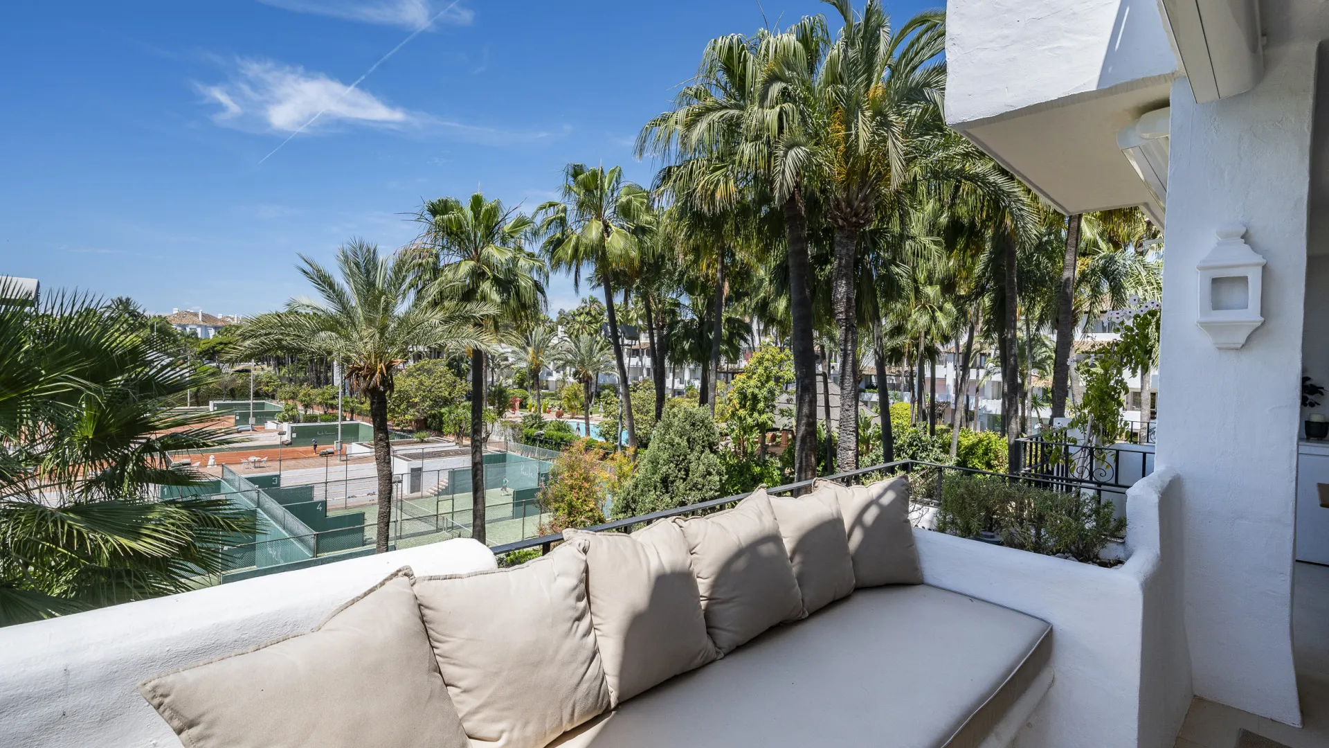 For sale Marina Puente Romano duplex penthouse with 3 bedrooms