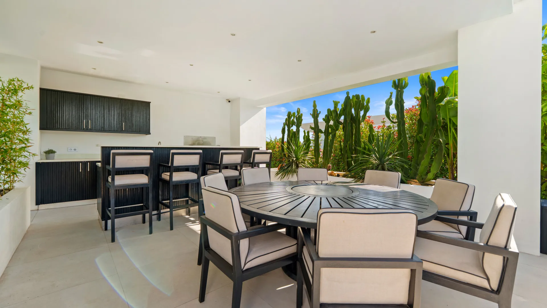 La Quinta, villa a la venta de 6 dormitorios