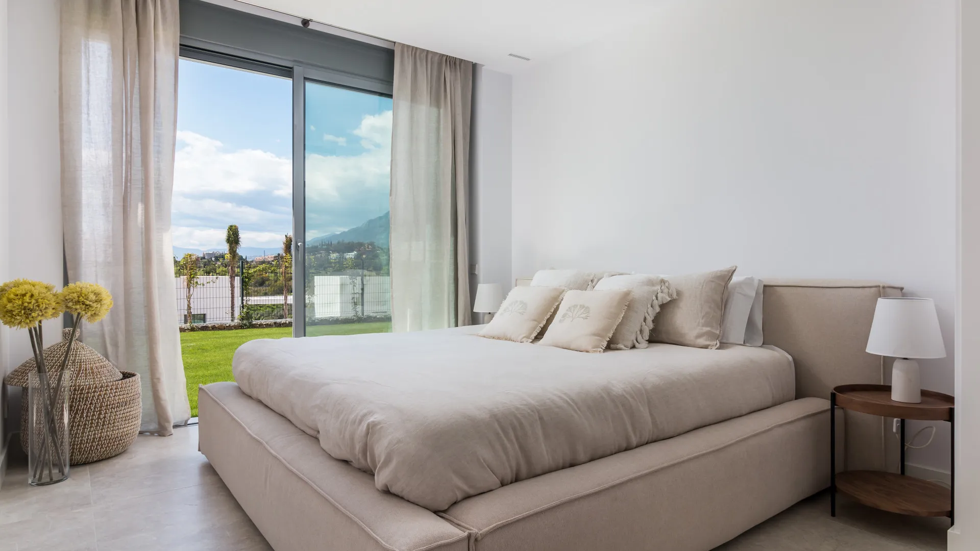 Santa Clara, apartamento planta baja en venta con 3 dormitorios