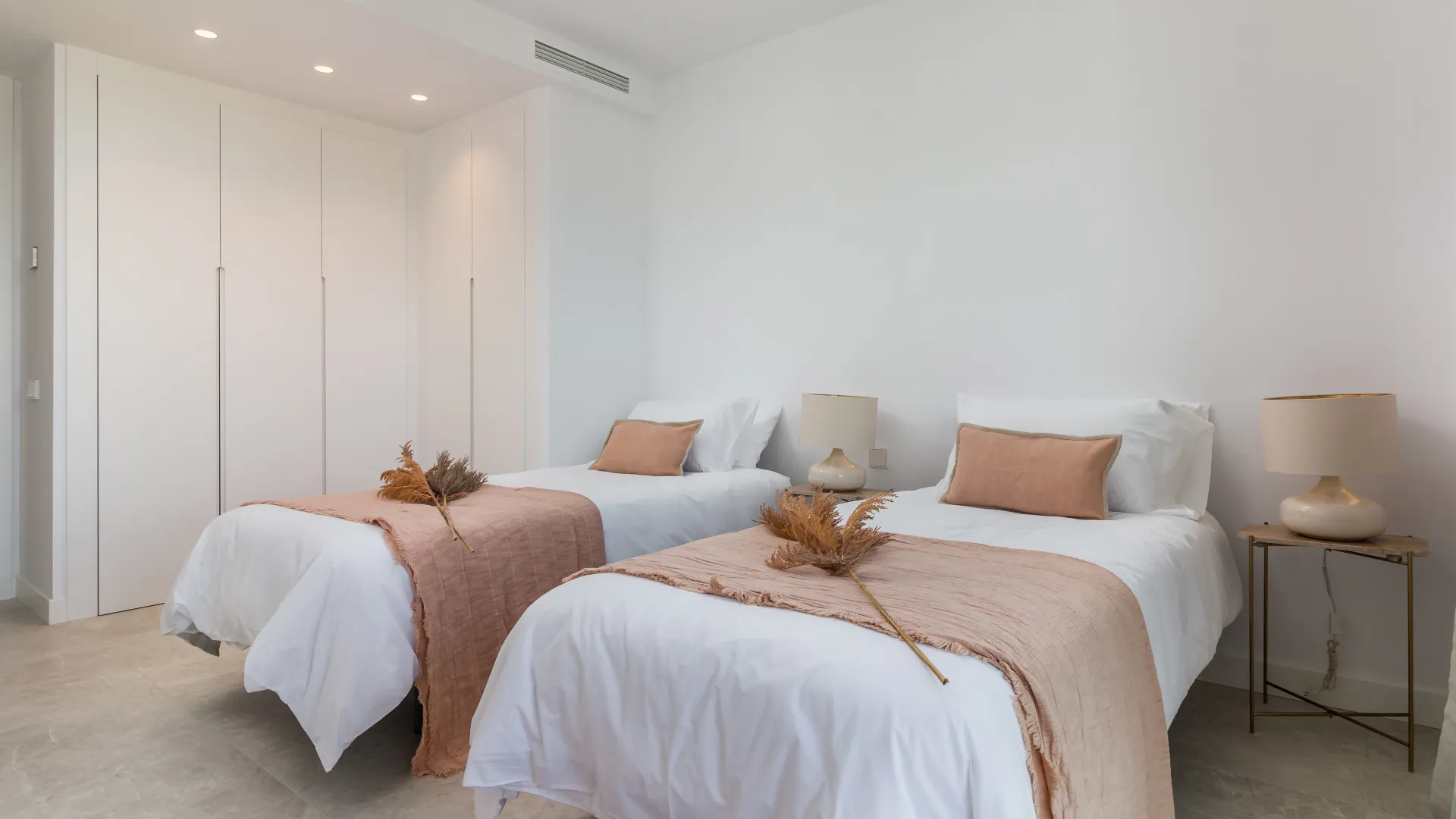Santa Clara, apartamento planta baja en venta con 3 dormitorios