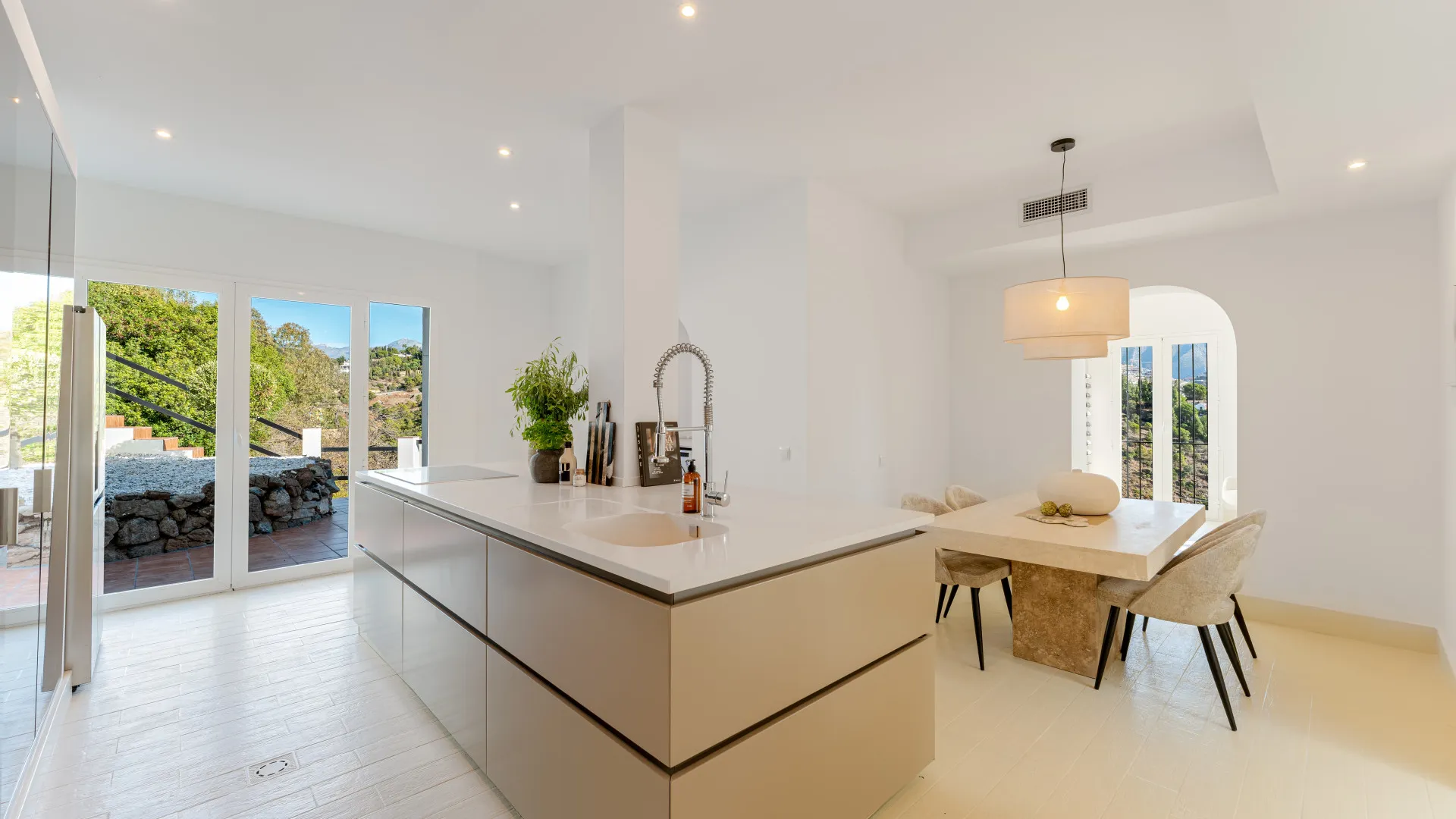El Madroñal, villa a la venta