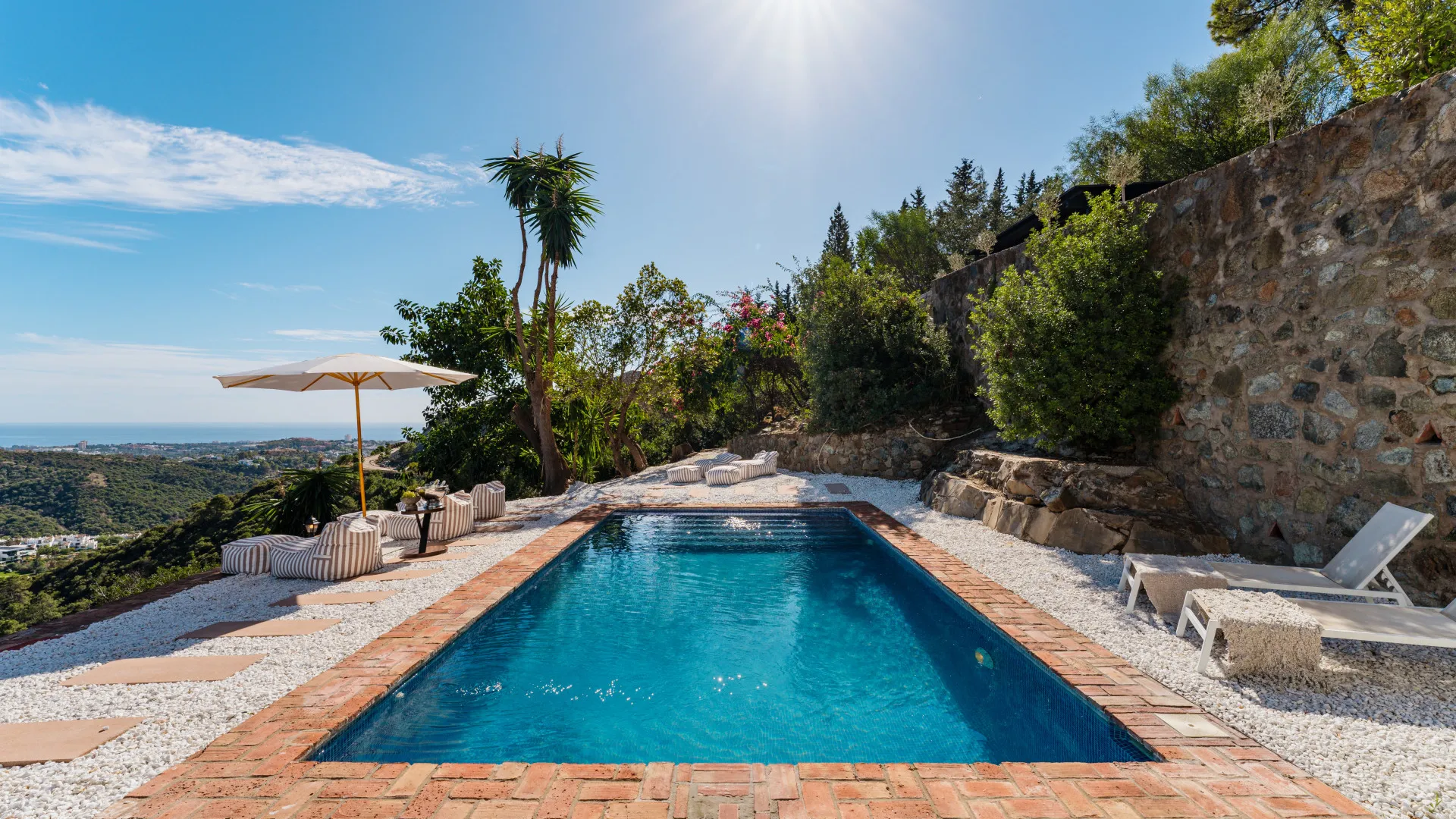 El Madroñal, villa a la venta