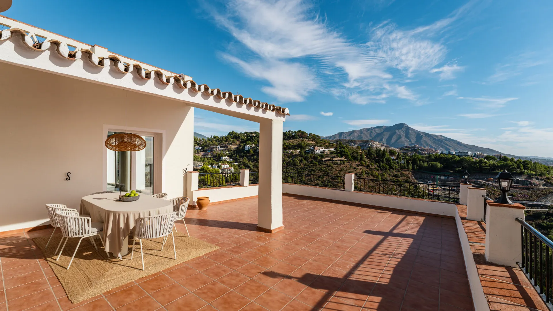 El Madroñal, villa a la venta