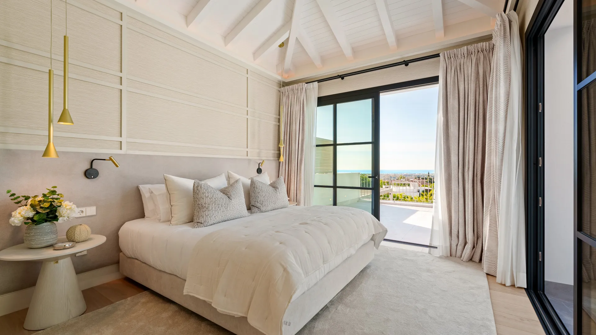 5 bedrooms La Quinta villa for sale