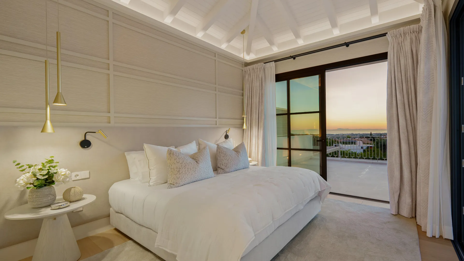 5 bedrooms La Quinta villa for sale