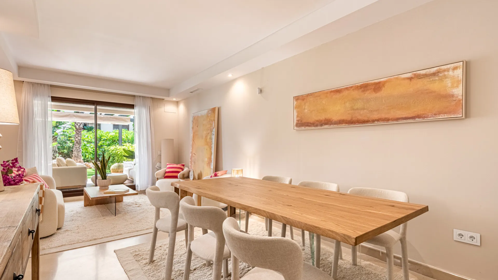 Ground floor apartment for sale in Medina de Banús with 2 bedrooms