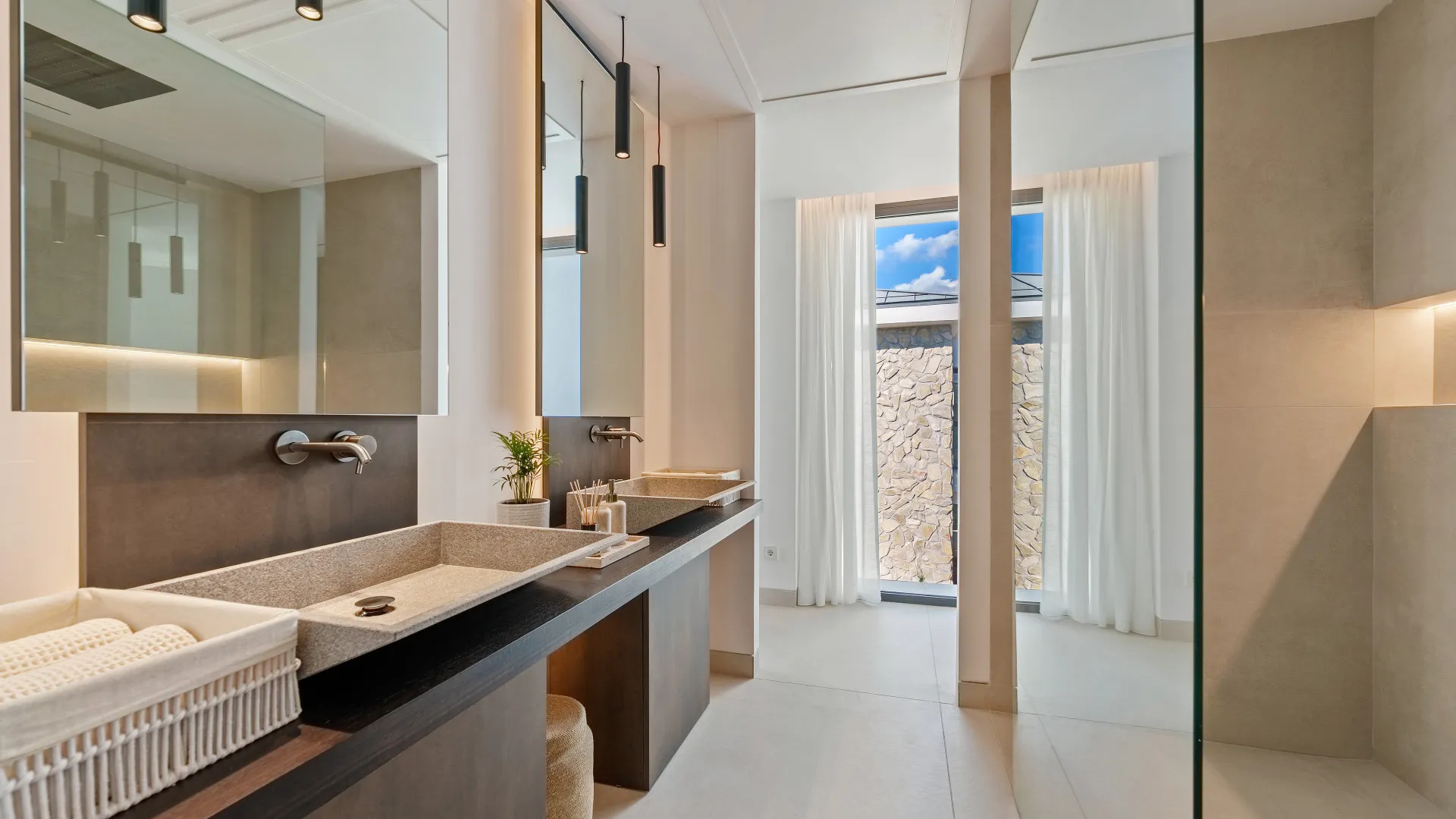 Se vende villa en La Quinta de 5 dormitorios