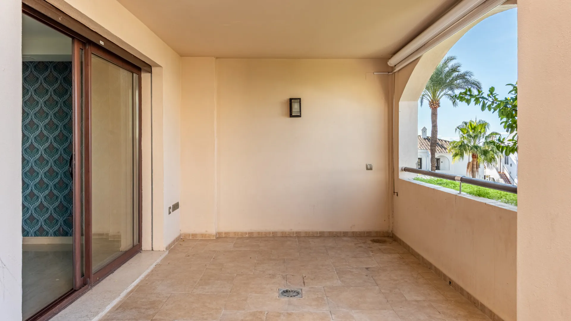 Medina de Banús 2 bedrooms apartment for sale