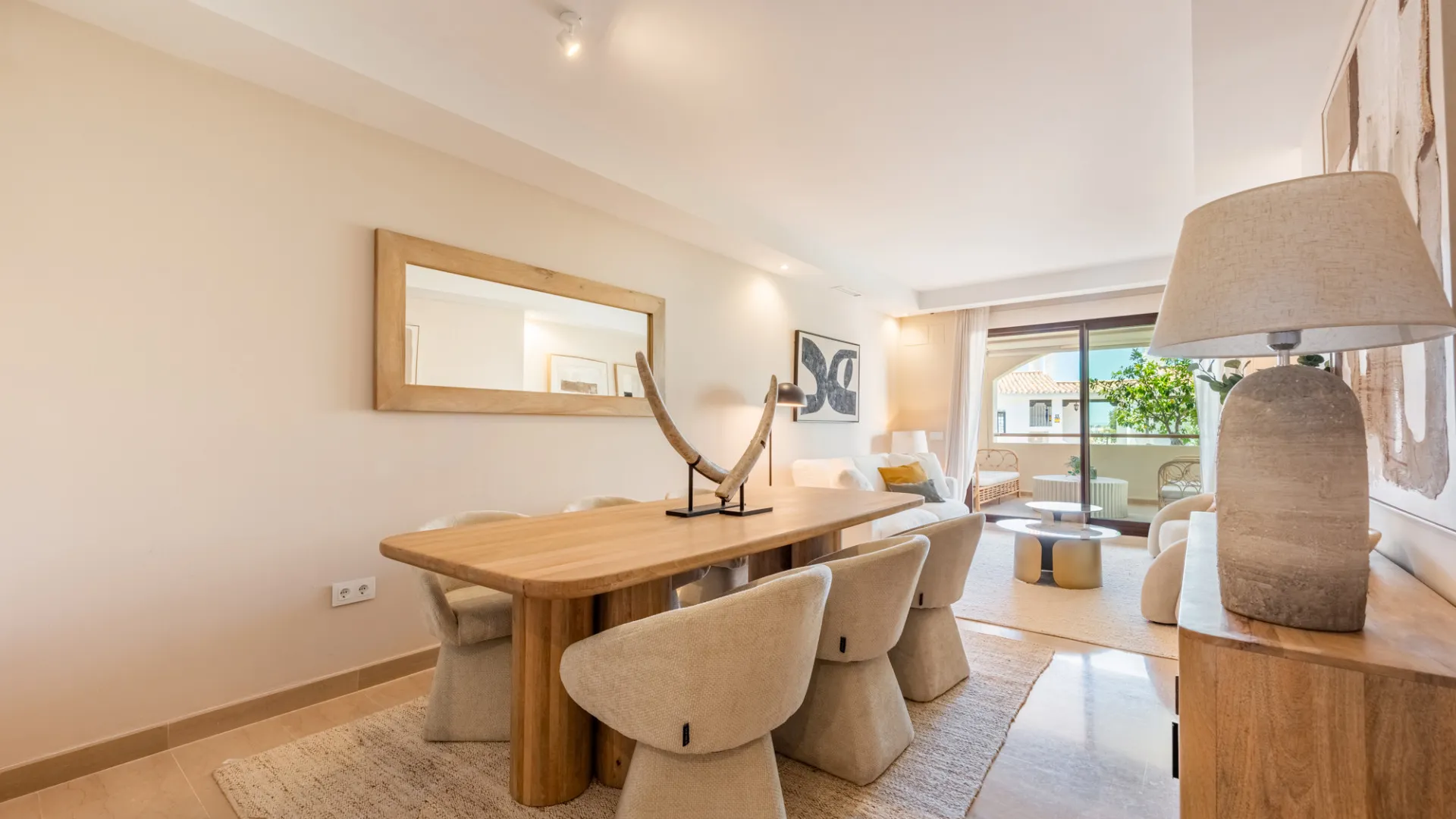 Medina de Banús 2 bedrooms apartment for sale