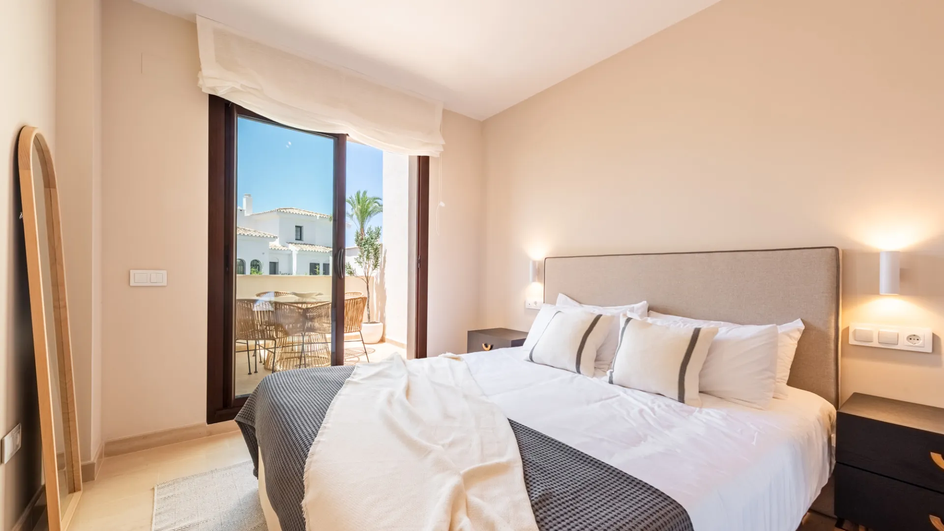 Medina de Banús 2 bedrooms apartment for sale