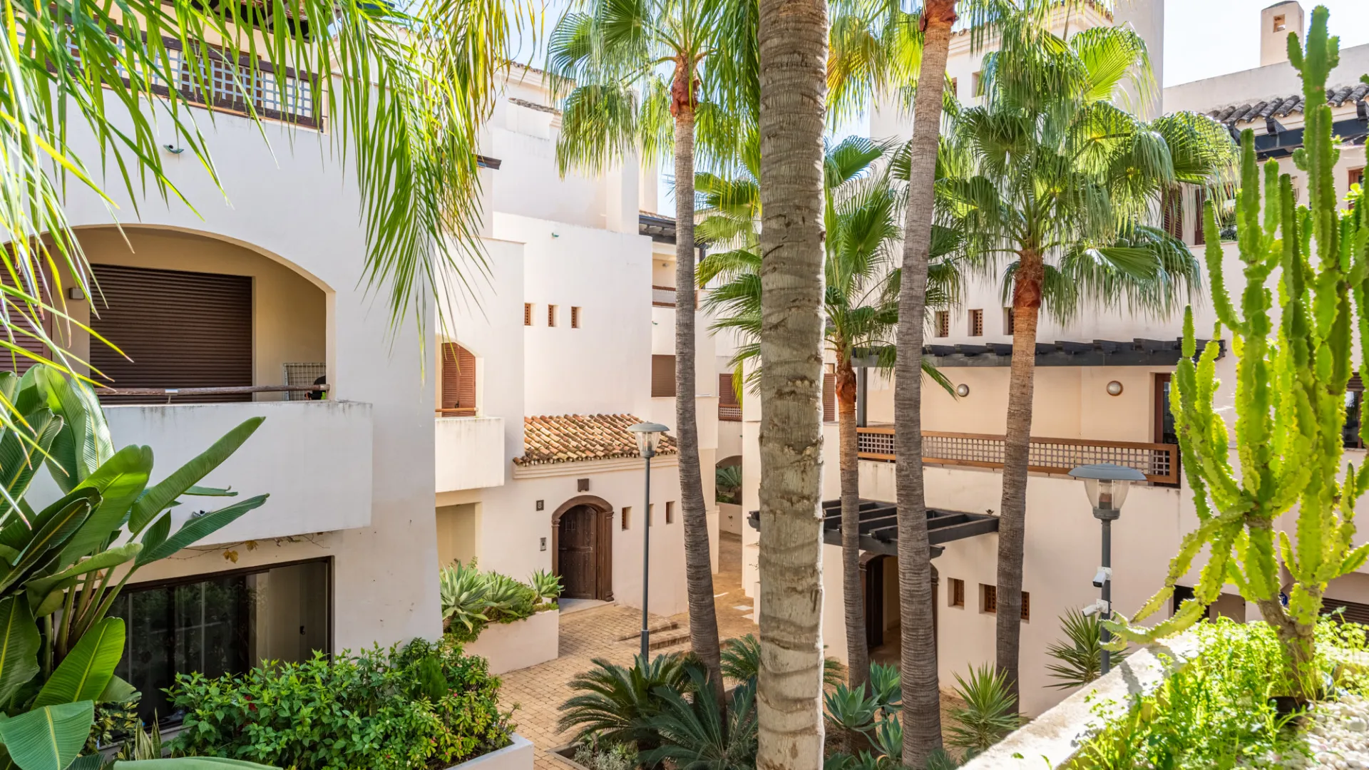 Medina de Banús 2 bedrooms apartment for sale