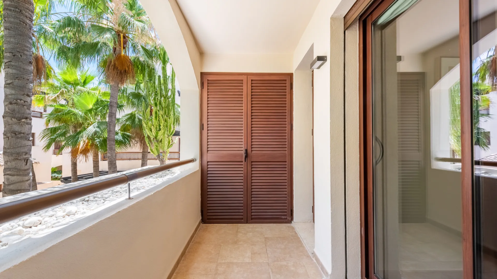 Medina de Banús 2 bedrooms apartment for sale