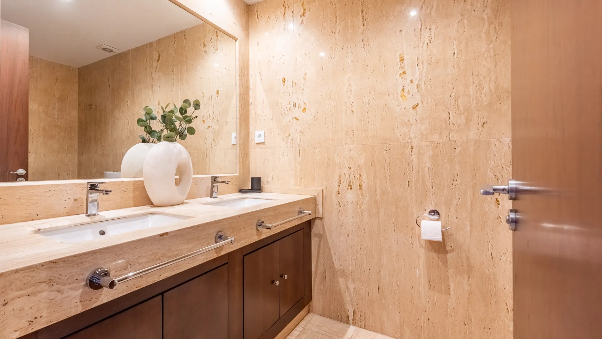 Medina de Banús 2 bedrooms apartment for sale