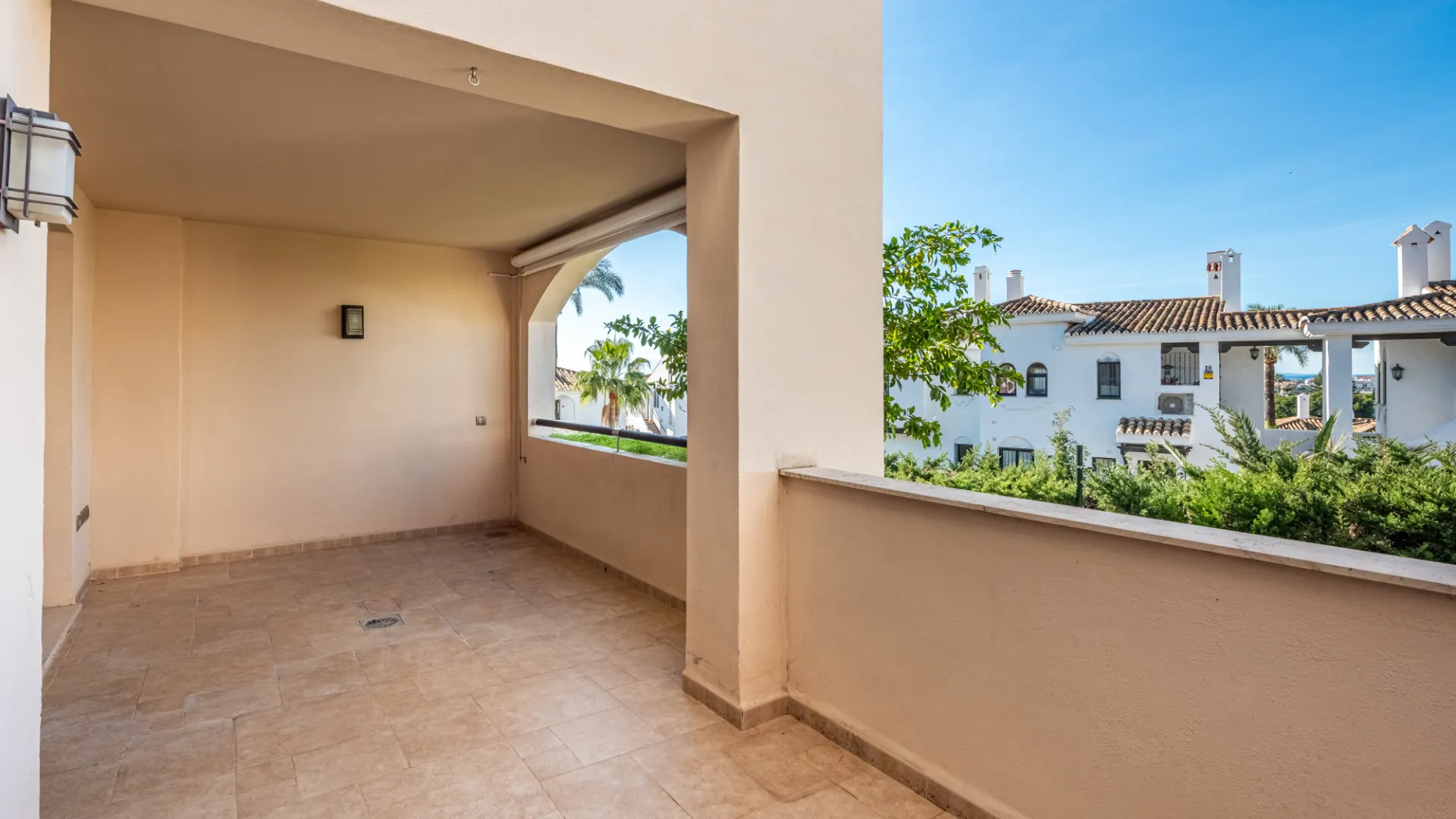 Medina de Banús 2 bedrooms apartment for sale