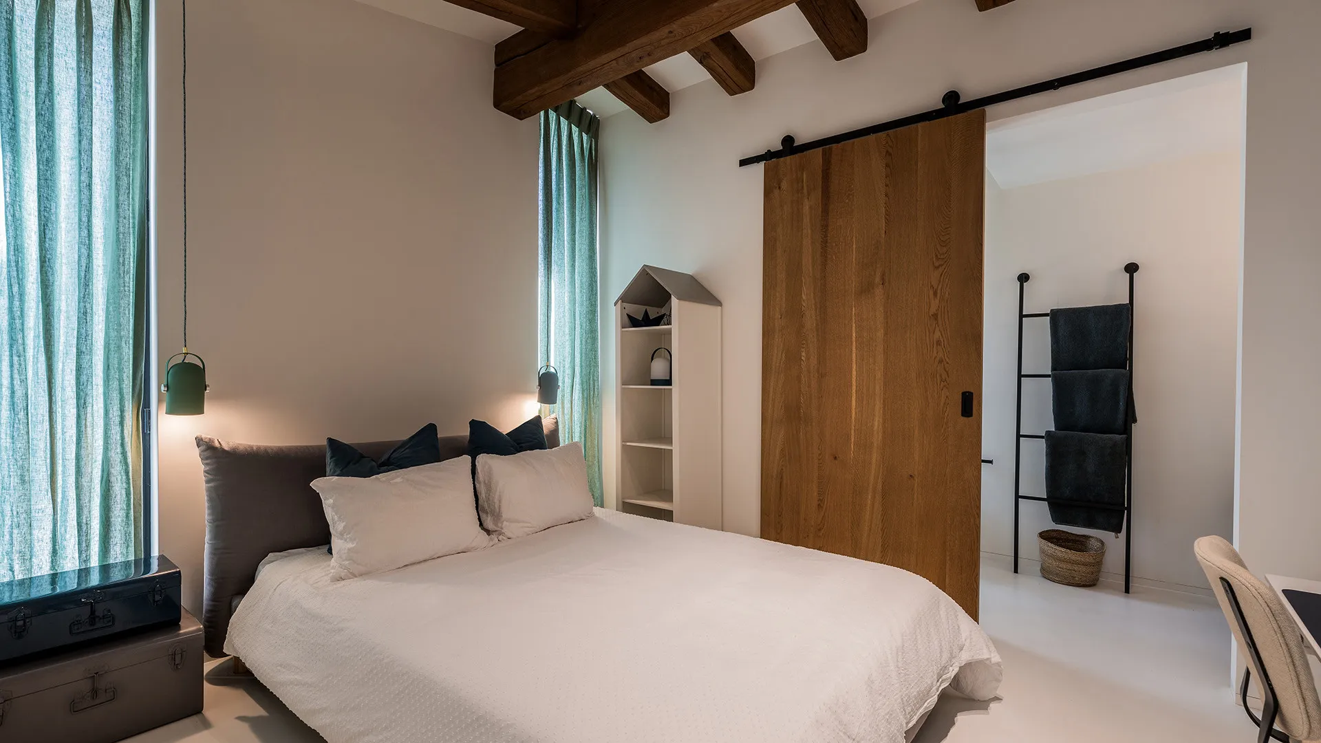 Villa con 5 dormitorios en venta en Los Naranjos Golf