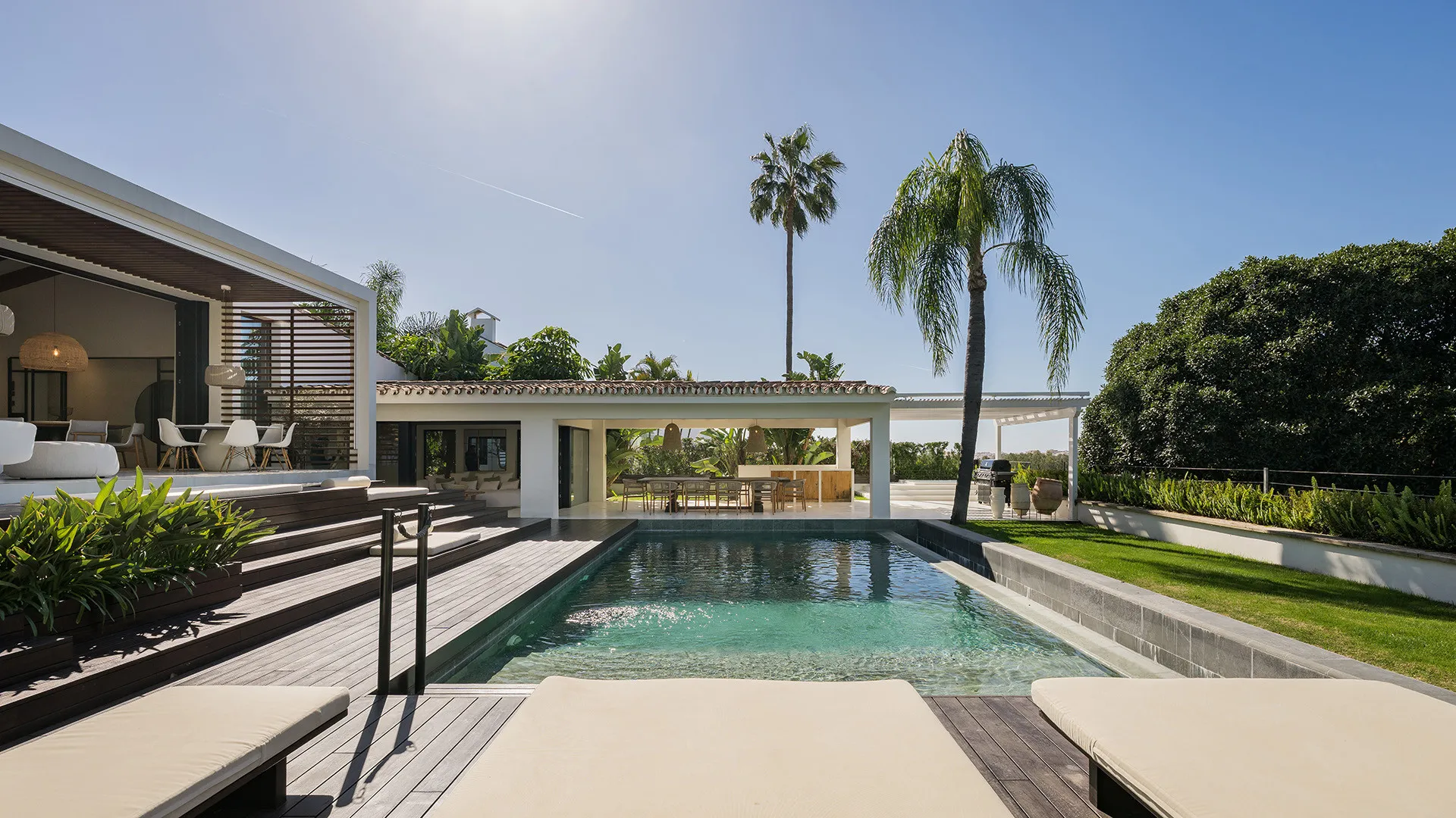 Villa con 5 dormitorios en venta en Los Naranjos Golf