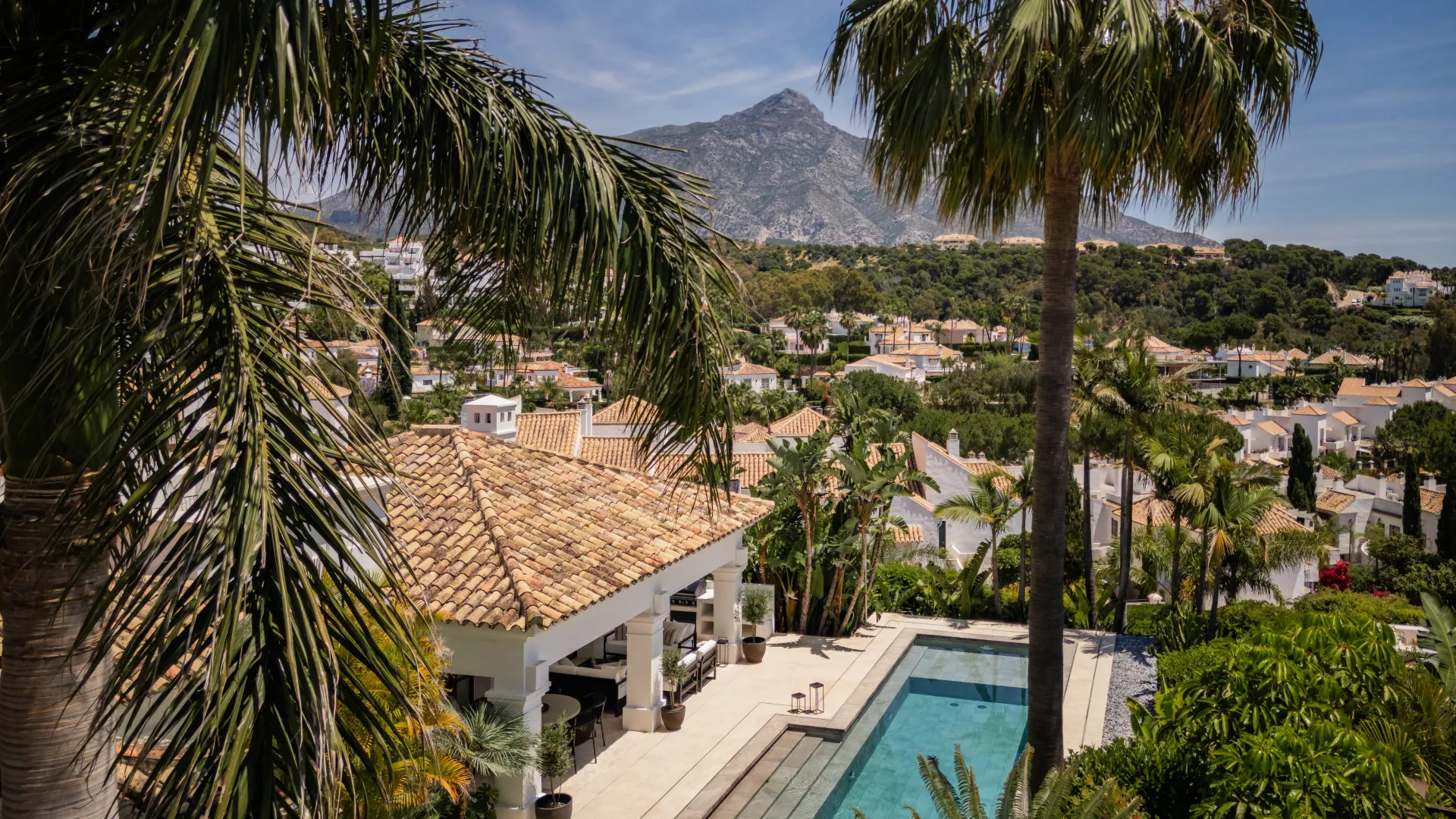 For sale Bellevue villa with 4 bedrooms