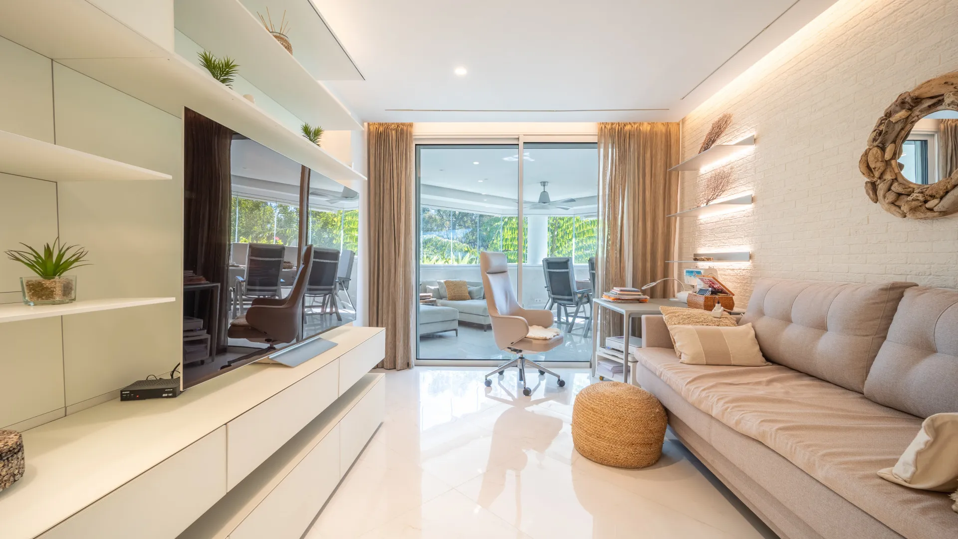 Apartamento a la venta con 3 dormitorios en Jardín del Mediterráneo