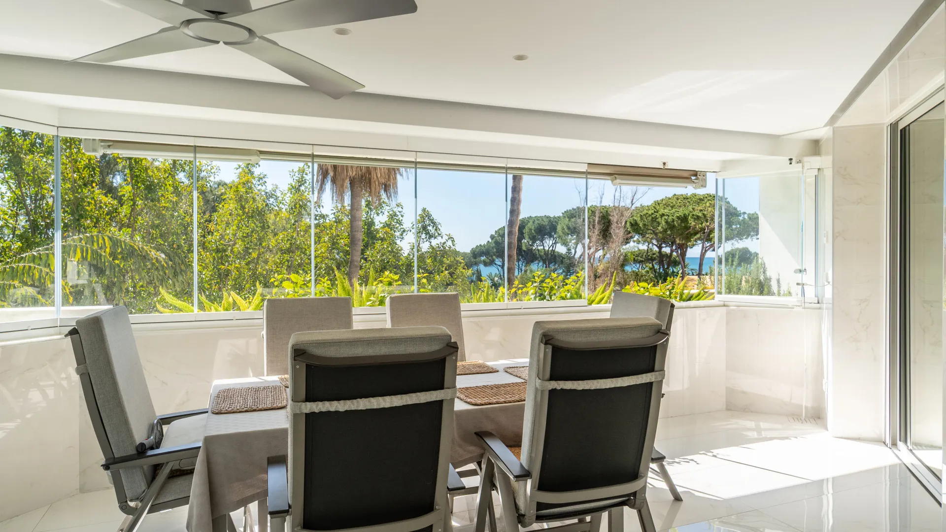 Apartamento a la venta con 3 dormitorios en Jardín del Mediterráneo