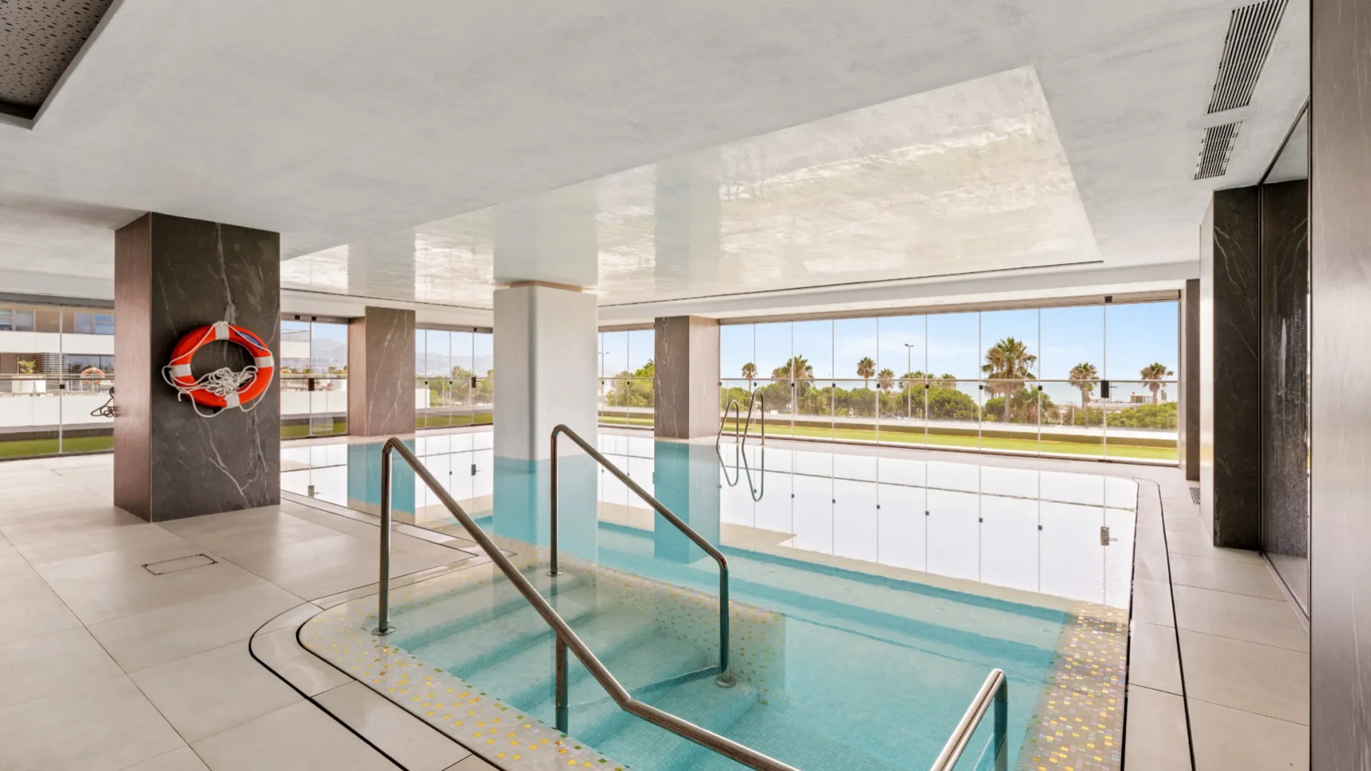For sale apartment with 2 bedrooms in Malaga