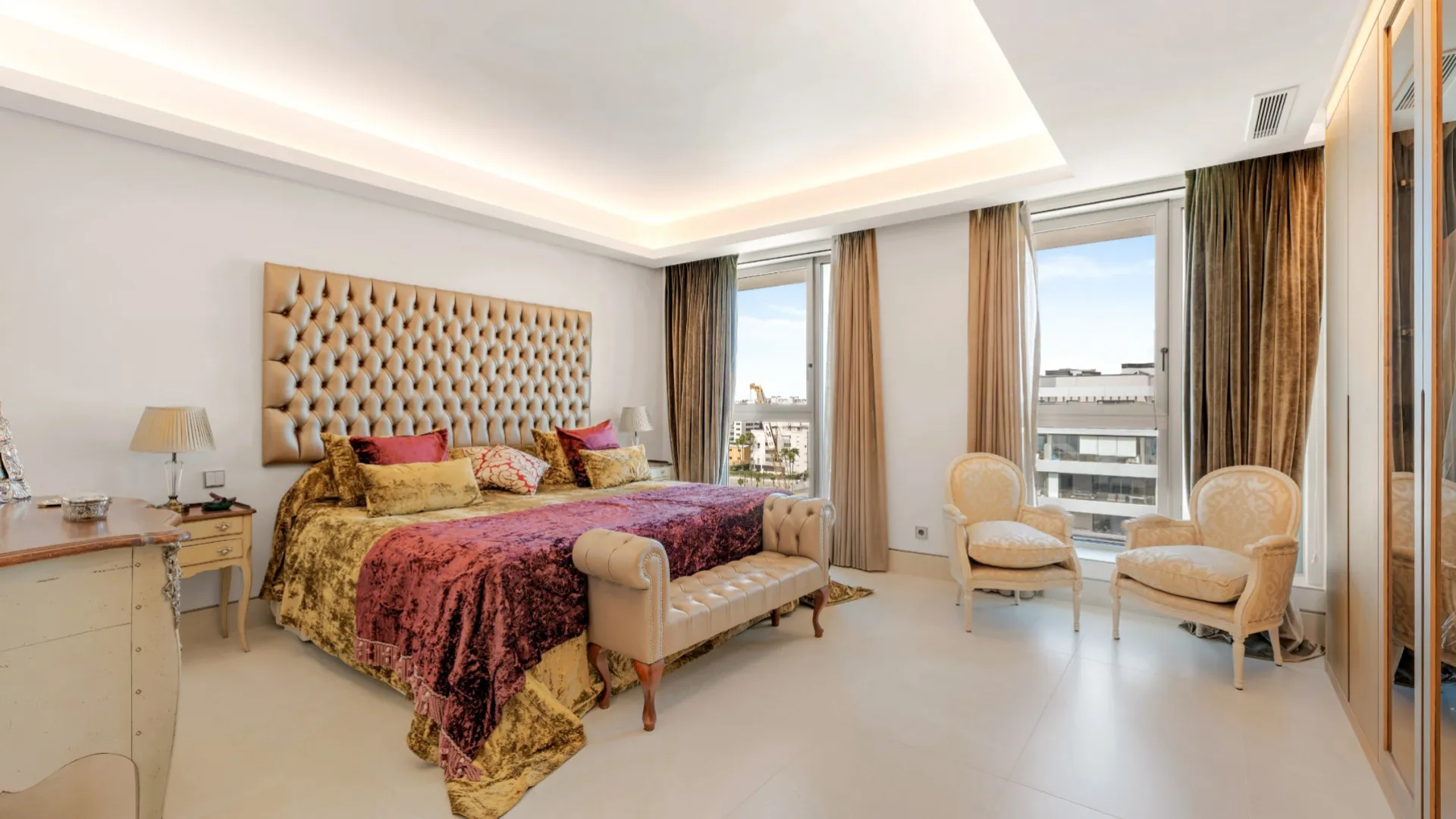 For sale apartment with 2 bedrooms in Malaga